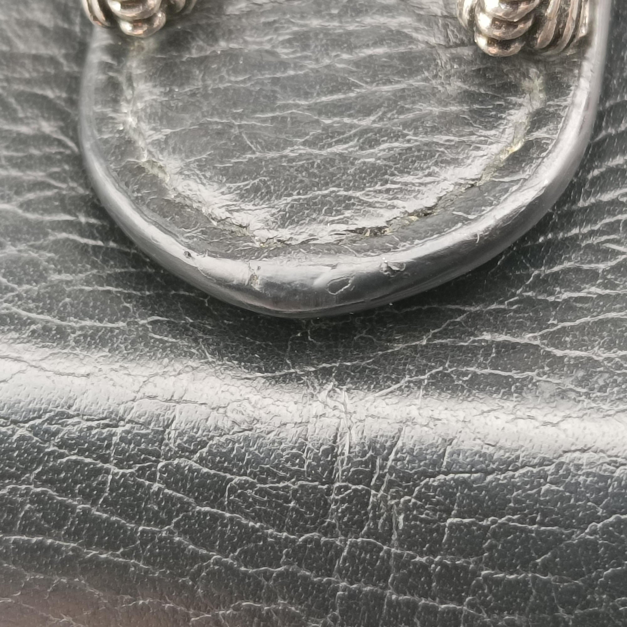 Pre-owned Gucci Dionysus Black Leather 401231 shoulderbag | stylenewstar