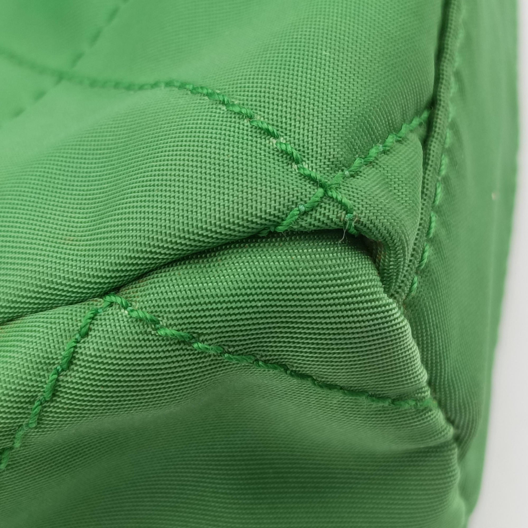 Pre-owned Prada quilted tessuto Green Nylon x leather  shoulderbag | stylenewstar
