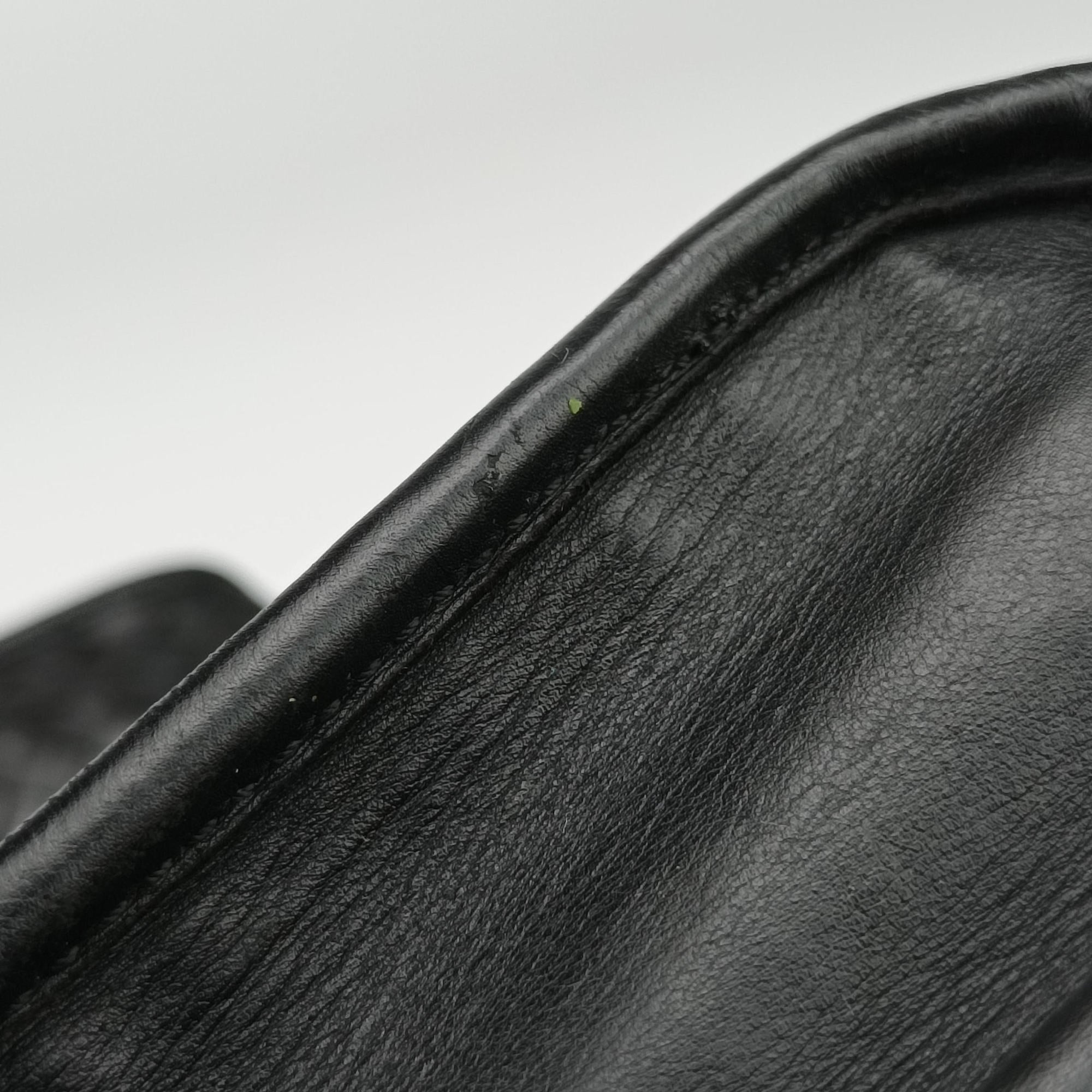 Pre-owned Bottega Veneta Intrecciato Black lambskin  shoulderbag | stylenewstar