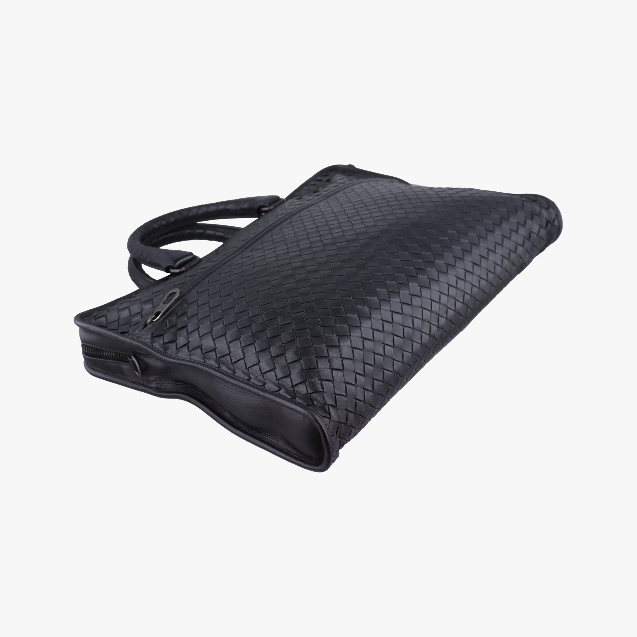 Pre-owned Bottega Veneta Intrecciato Black lambskin  shoulderbag | stylenewstar