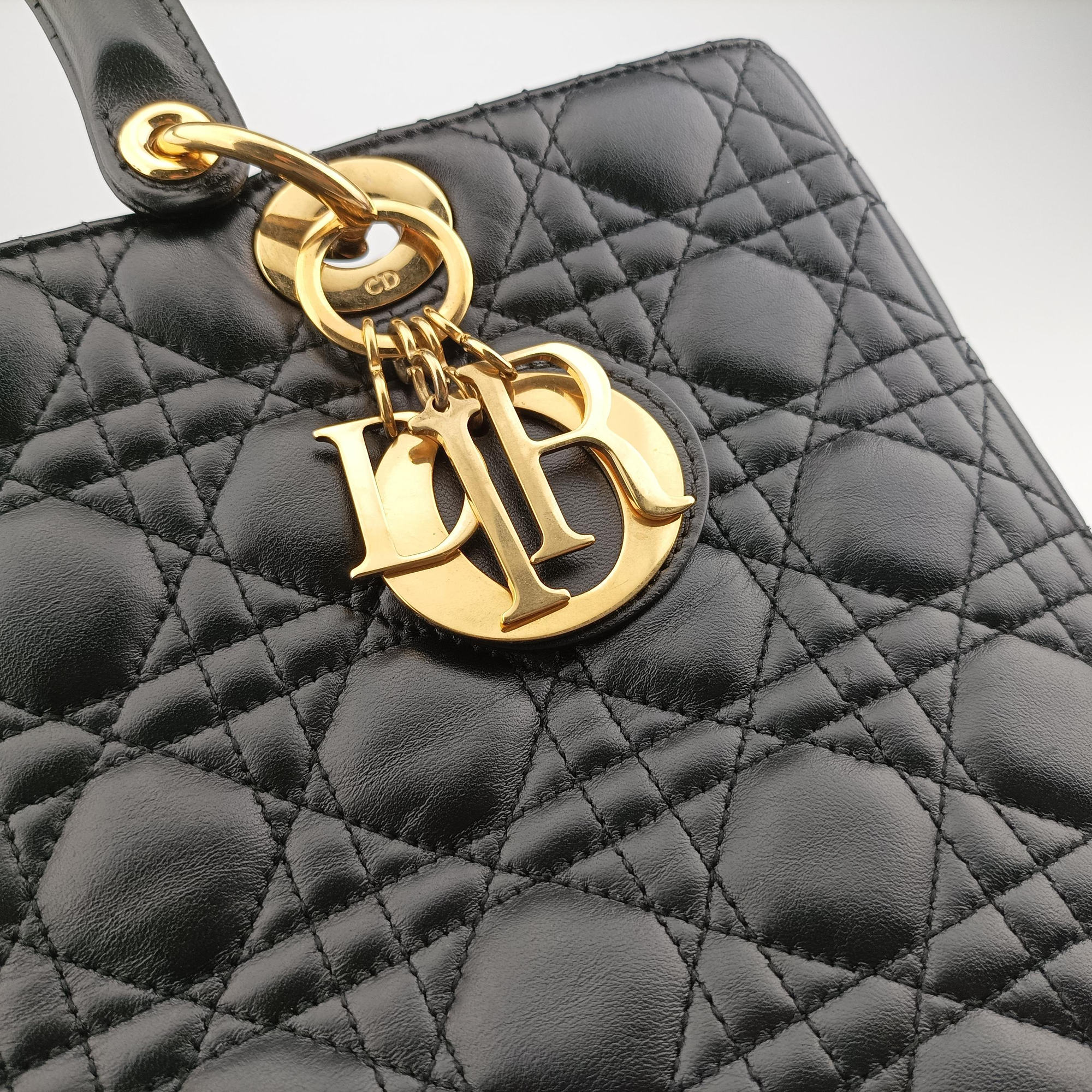 Pre-owned Christian Dior Lady Dior Black lambskin  handbag | stylenewstar