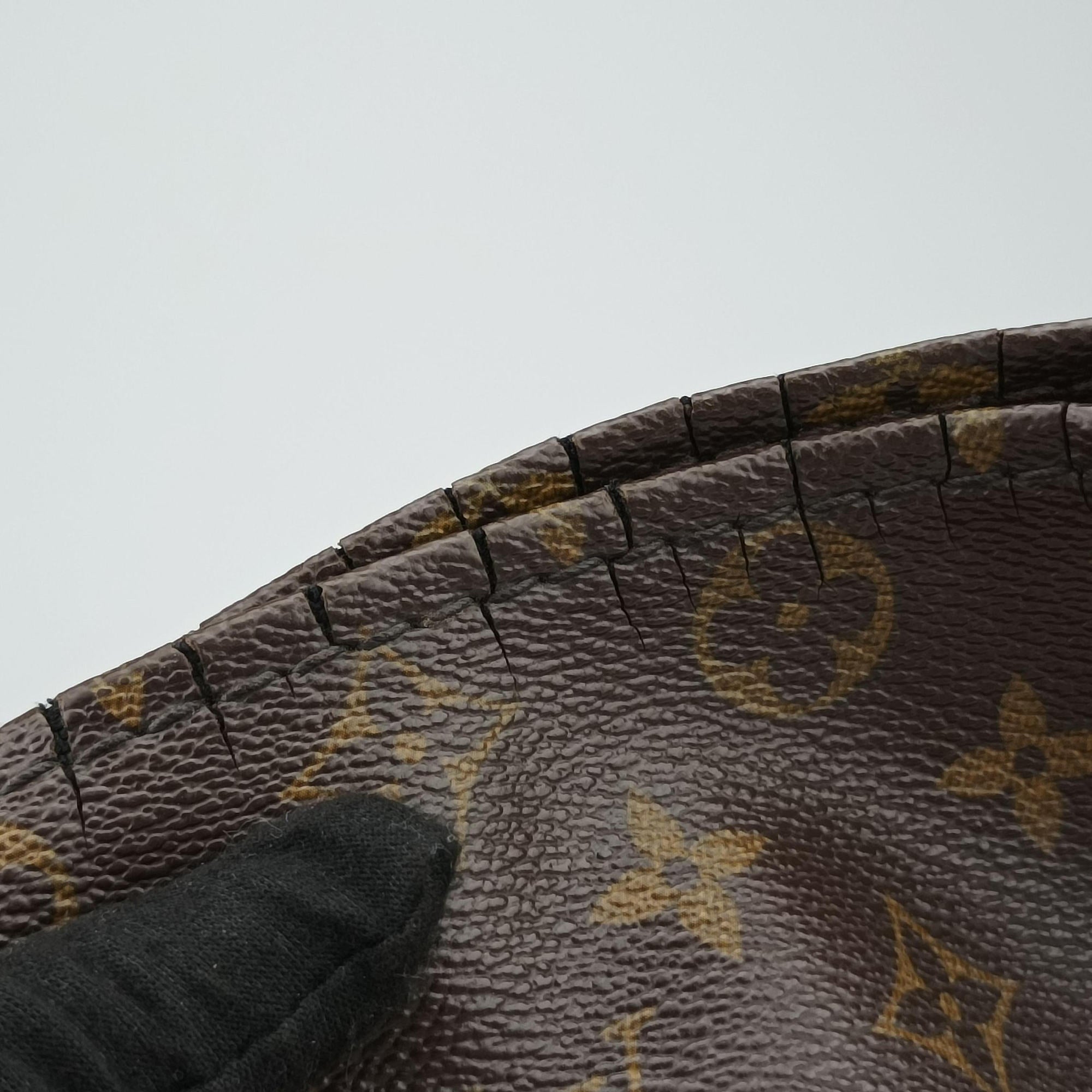 Vintage Louis Vuitton ARTSY GM Brown Monogram Canvas M40259 shoulderbag | stylenewstar