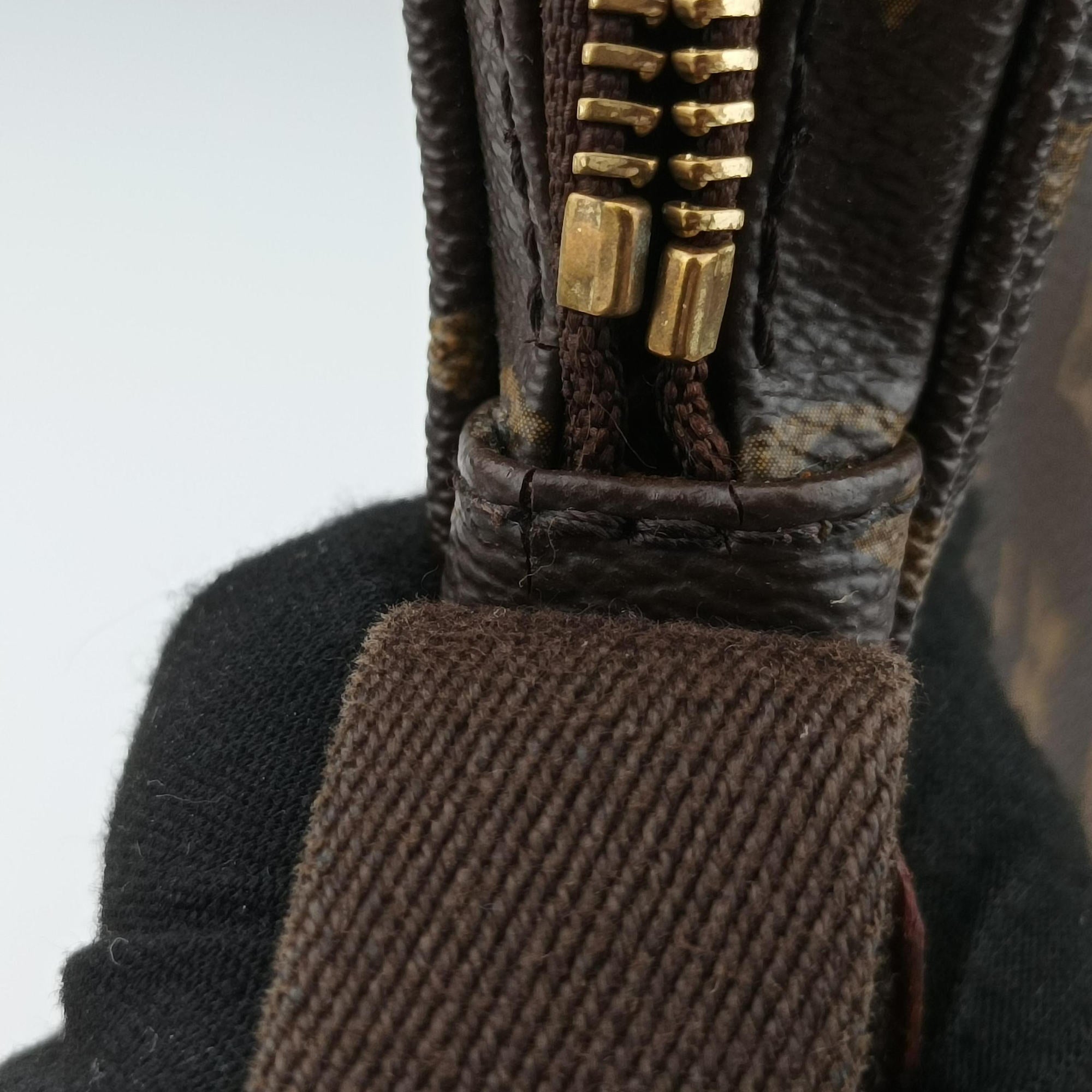 Pre-owned Louis Vuitton Trotter Beauvais brown Monogram Macassar M97037 shoulderbag | stylenewstar