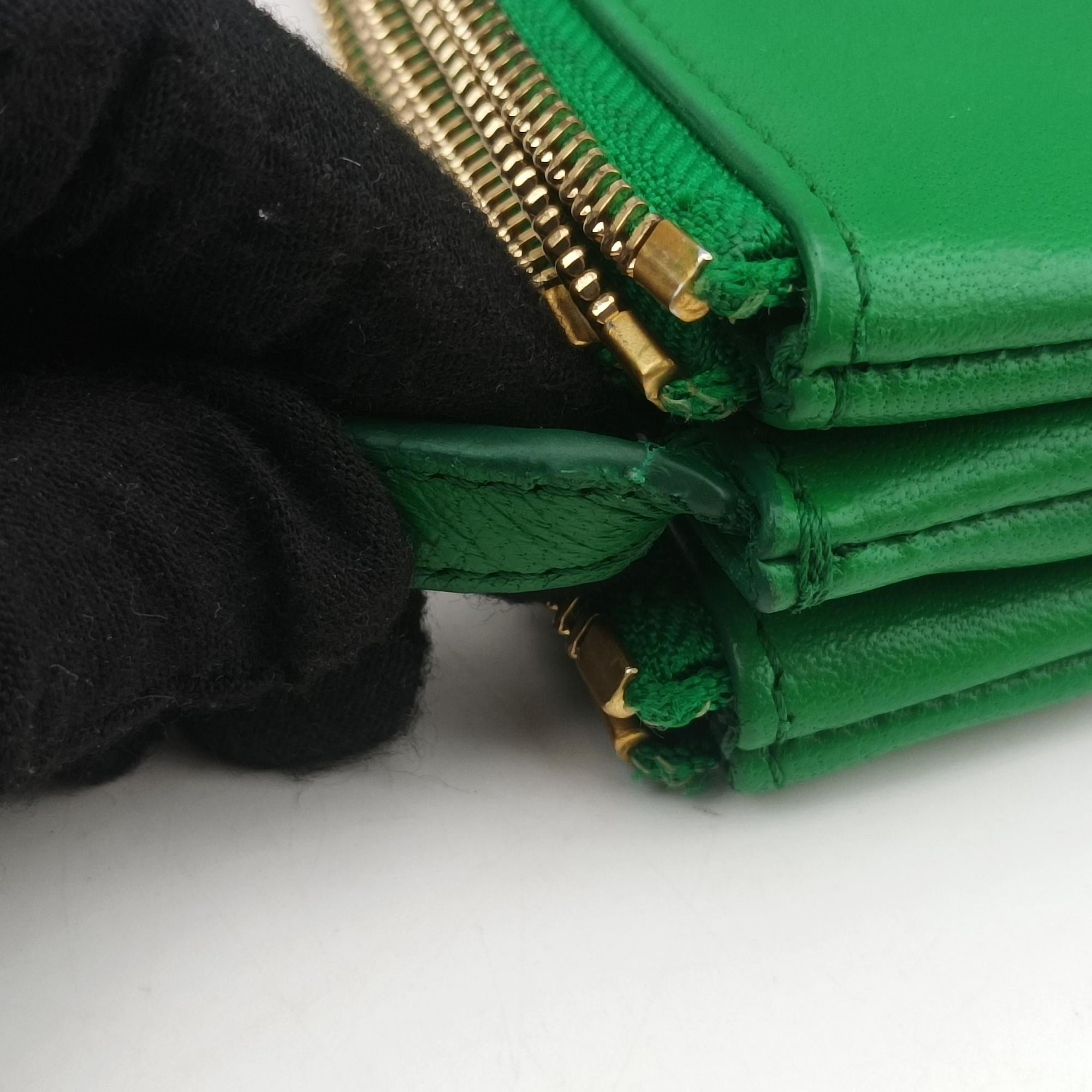 Pre-owned Celine TRIO Green Leather  shoulderbag | stylenewstar