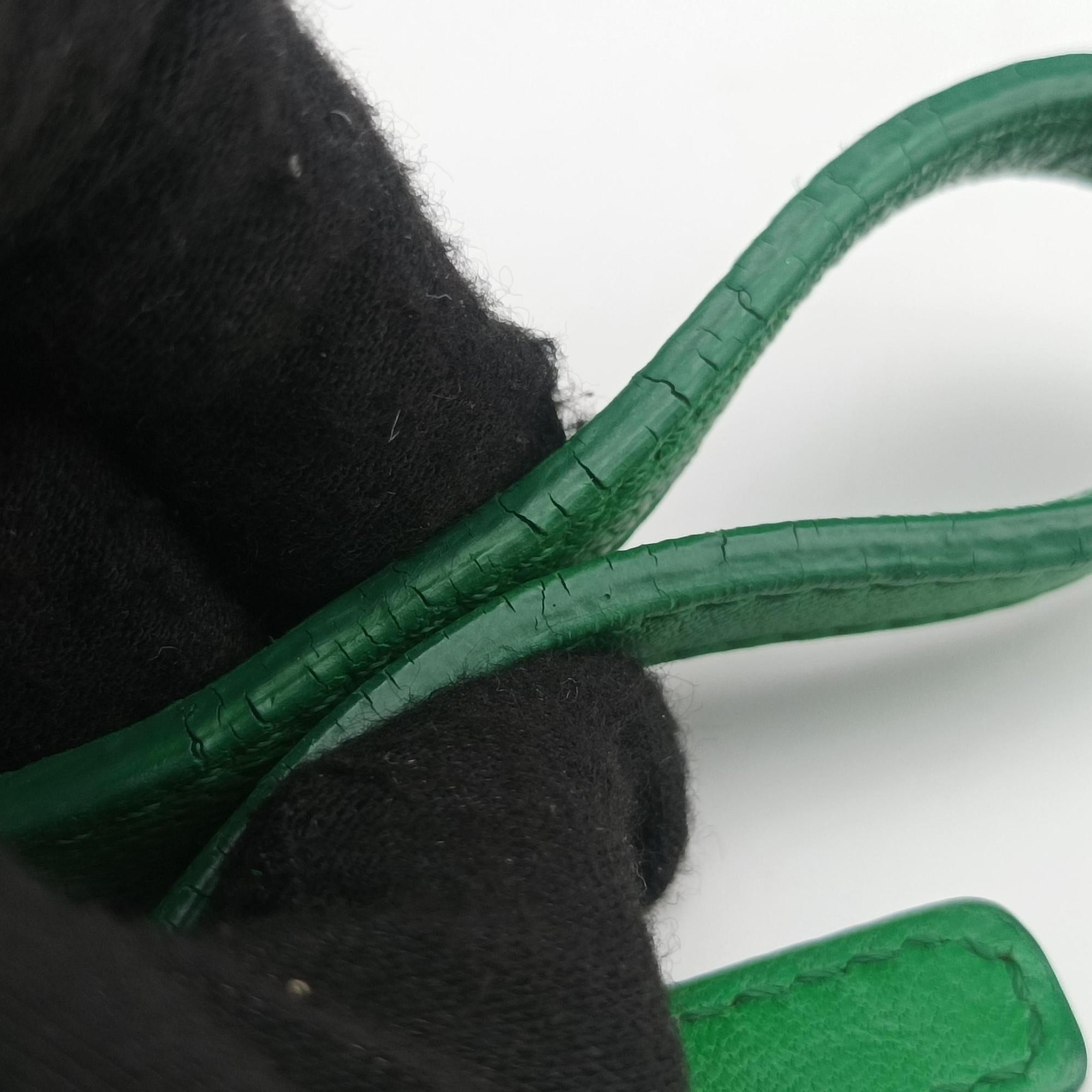Pre-owned Celine TRIO Green Leather  shoulderbag | stylenewstar