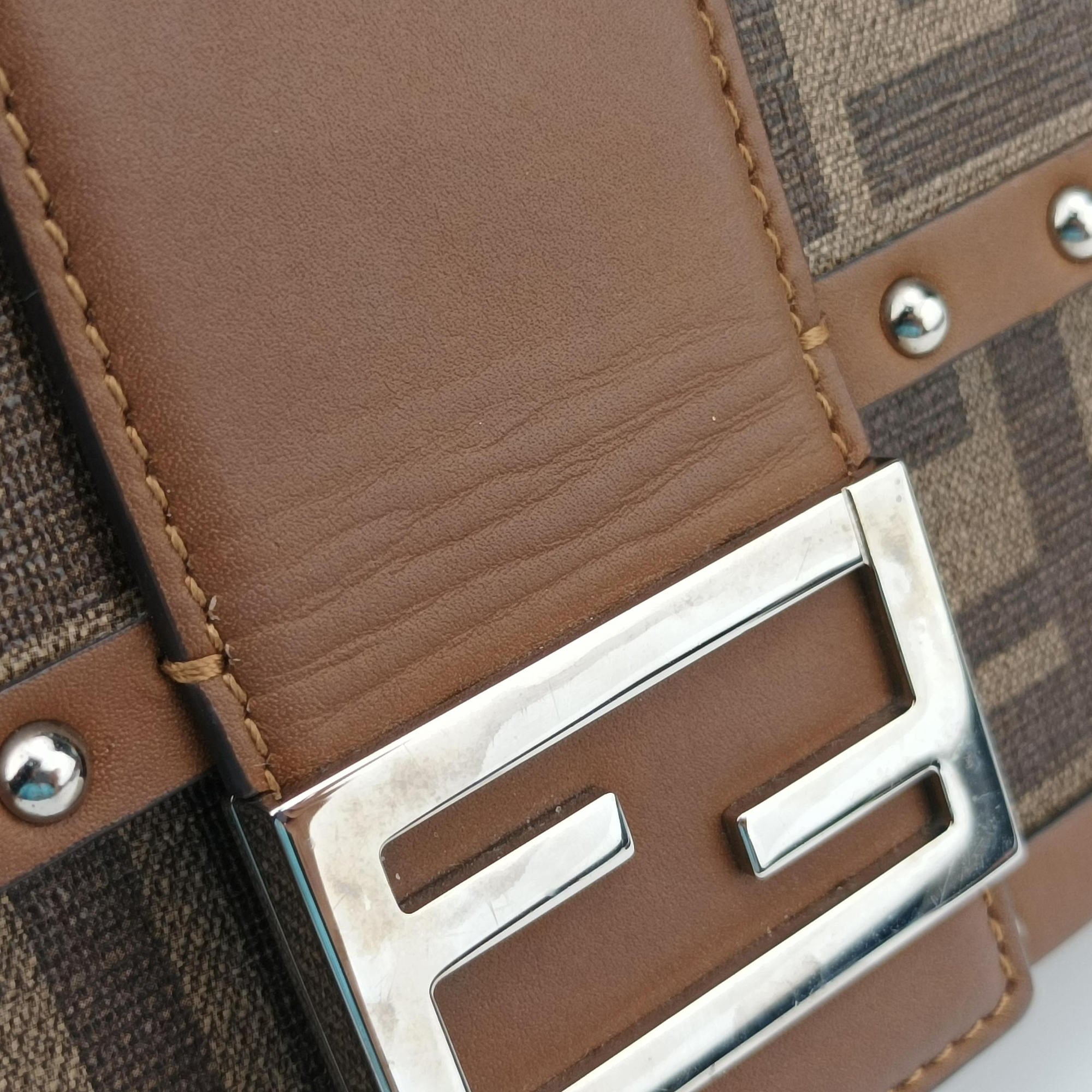 Pre-owned Fendi Zucca Trunk Brown PVC coated canvas×Leather 7VA507 shoulderbag | stylenewstar