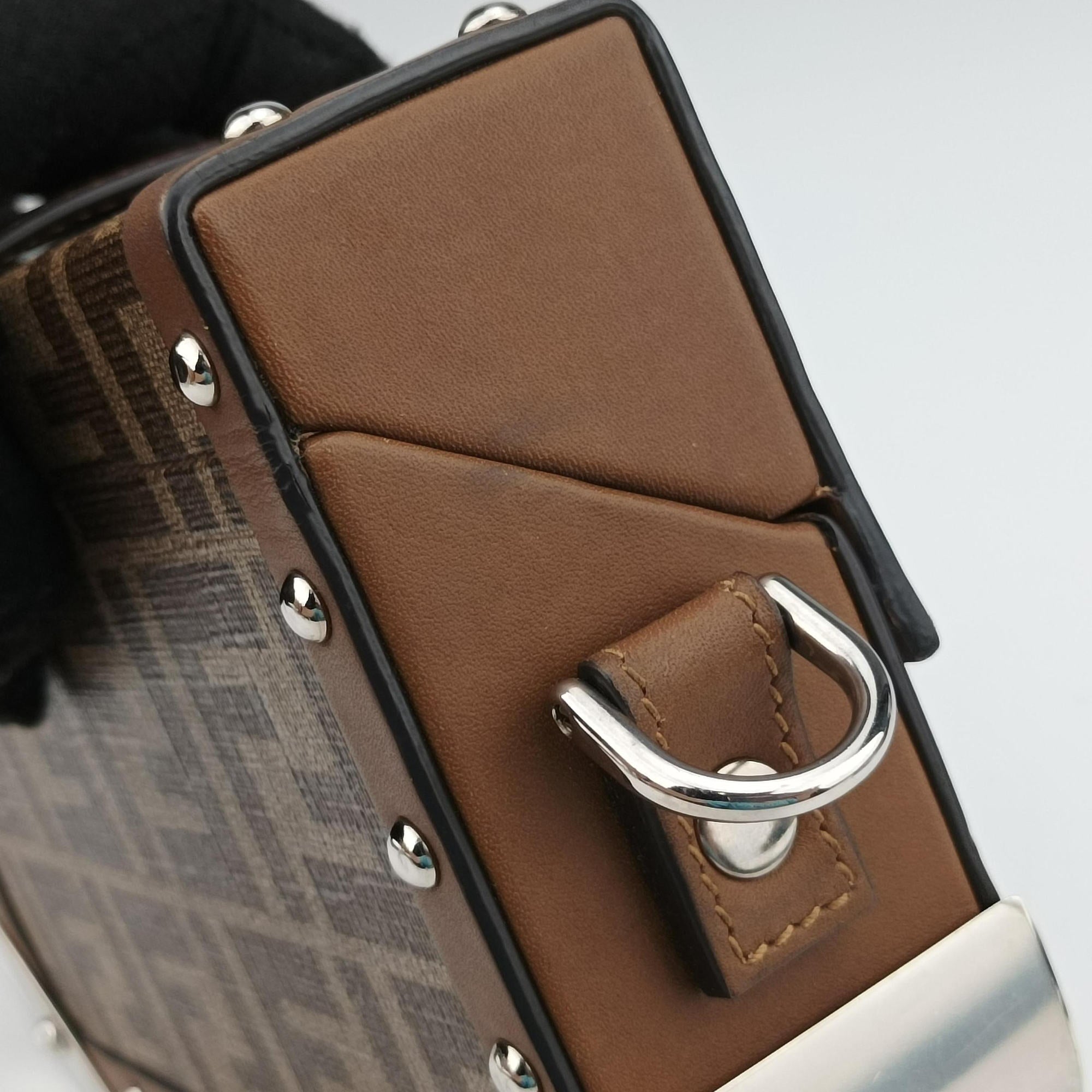 Pre-owned Fendi Zucca Trunk Brown PVC coated canvas×Leather 7VA507 shoulderbag | stylenewstar