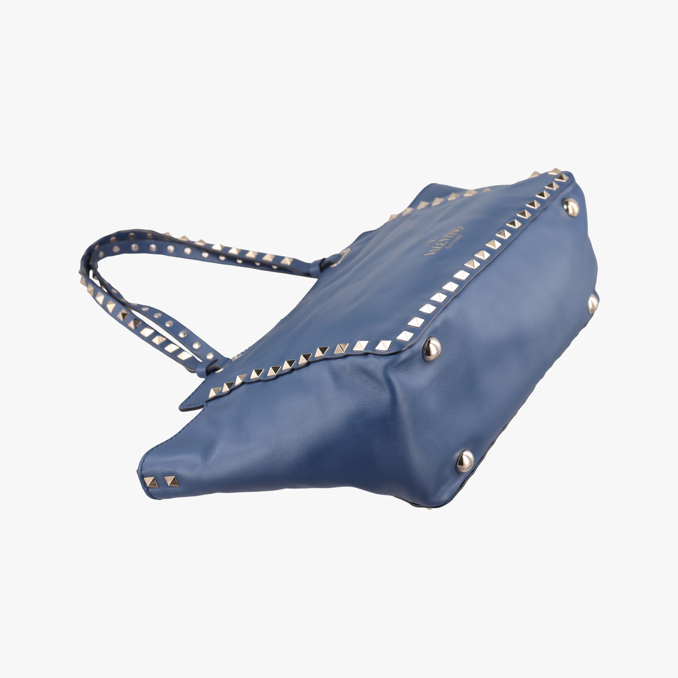 Pre-owned Valentino Rockstud Navy Leather  shoulderbag | stylenewstar