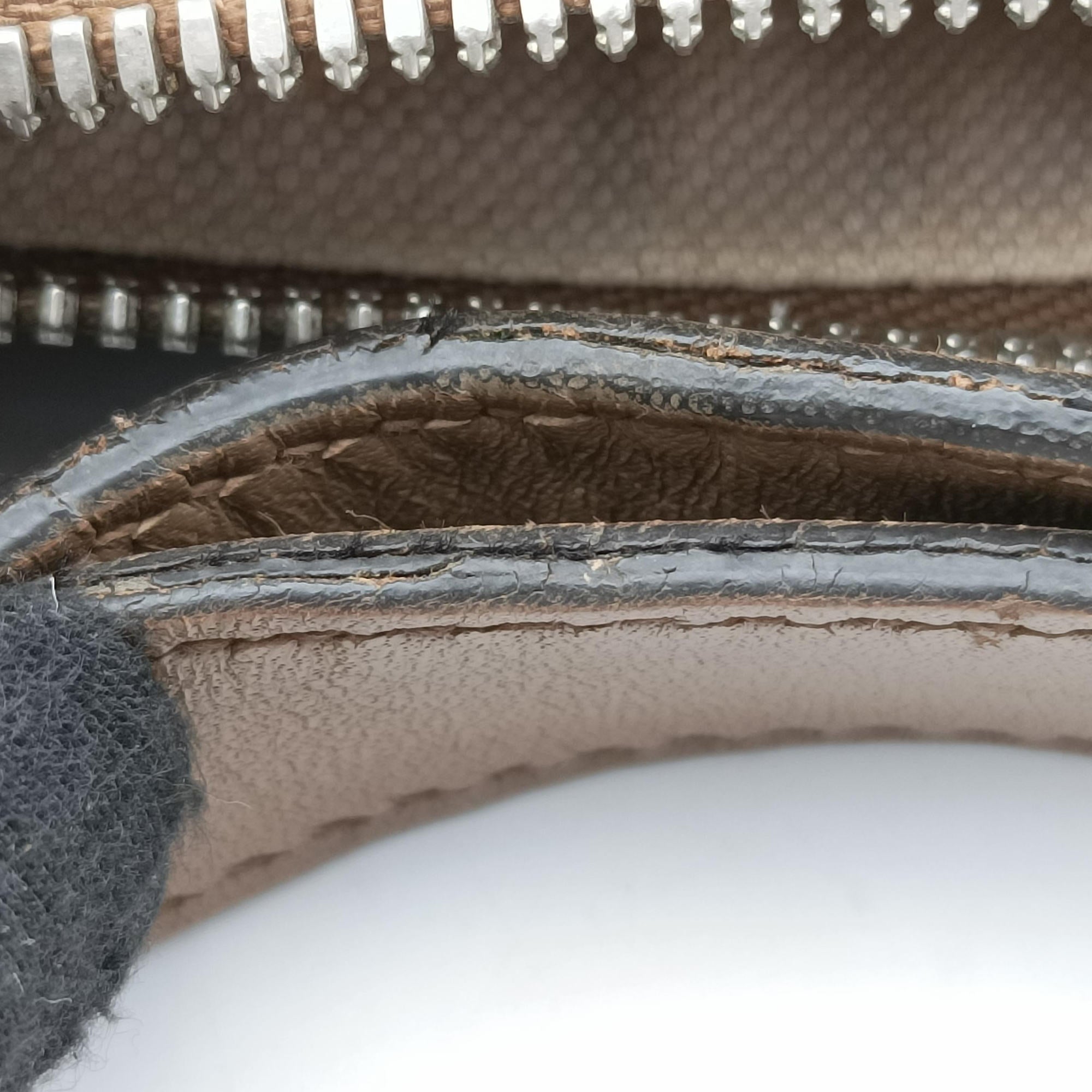 Pre-owned Gucci Diamante business Brown PVC coated canvas×Leather 267898 handbag | stylenewstar