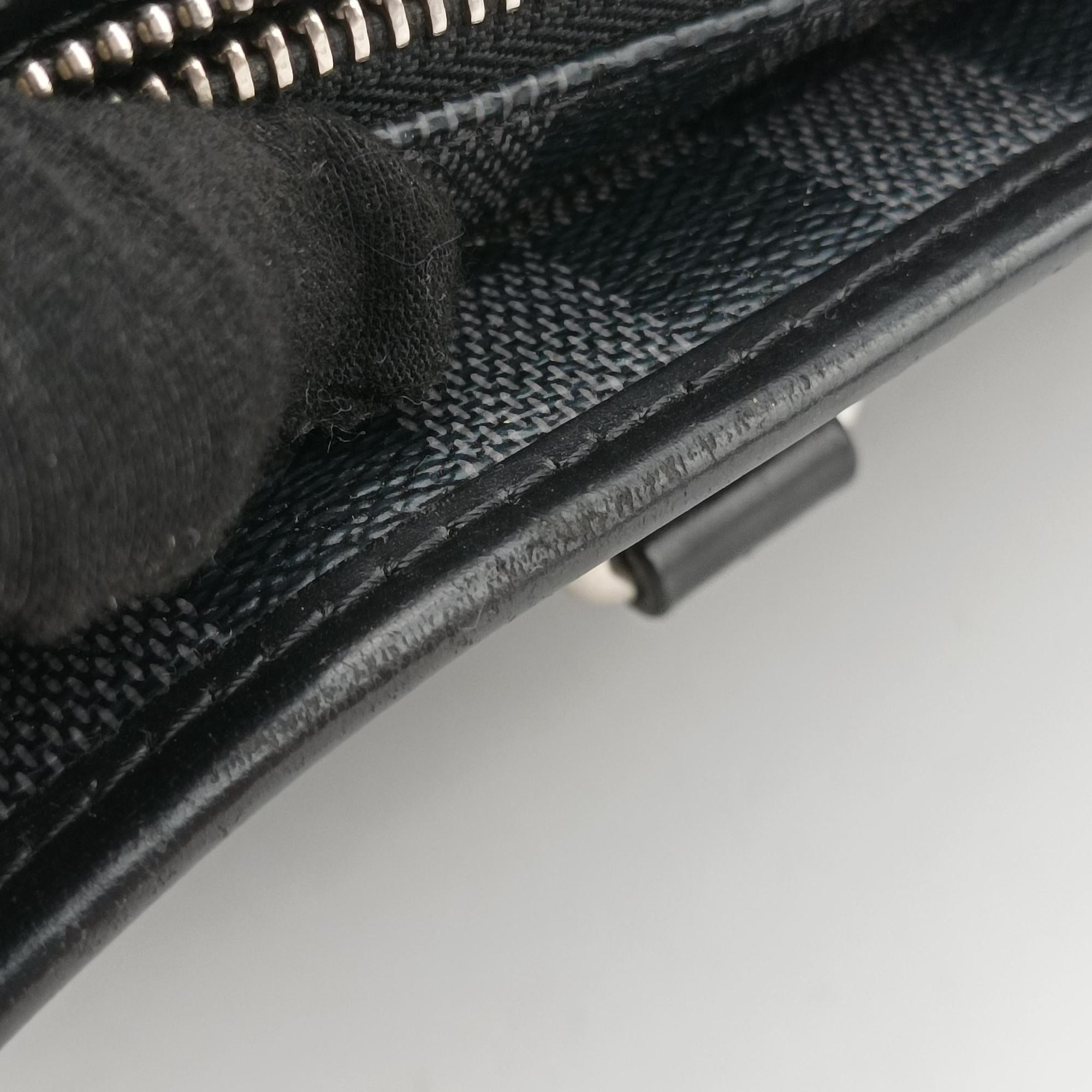 Pre-owned Louis Vuitton Tadao Noir Damier Graphite N51192 handbag | stylenewstar