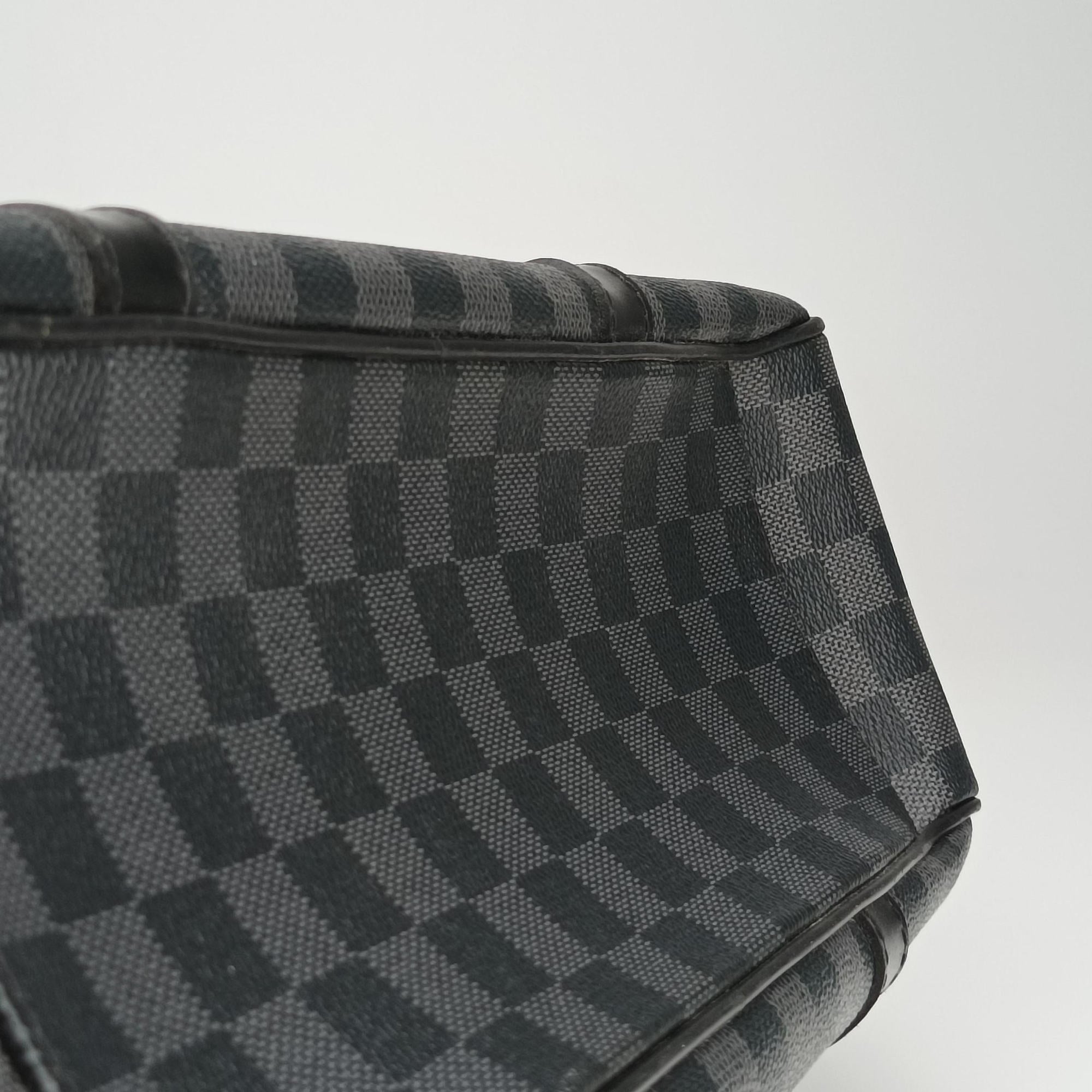 Pre-owned Louis Vuitton Tadao Noir Damier Graphite N51192 handbag | stylenewstar