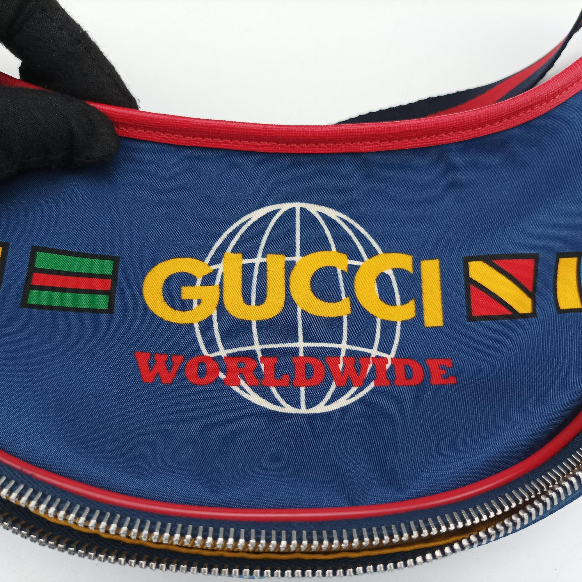 Vintage Gucci kids half moon bag Blue×Red nylon 611686 shoulderbag | stylenewstar
