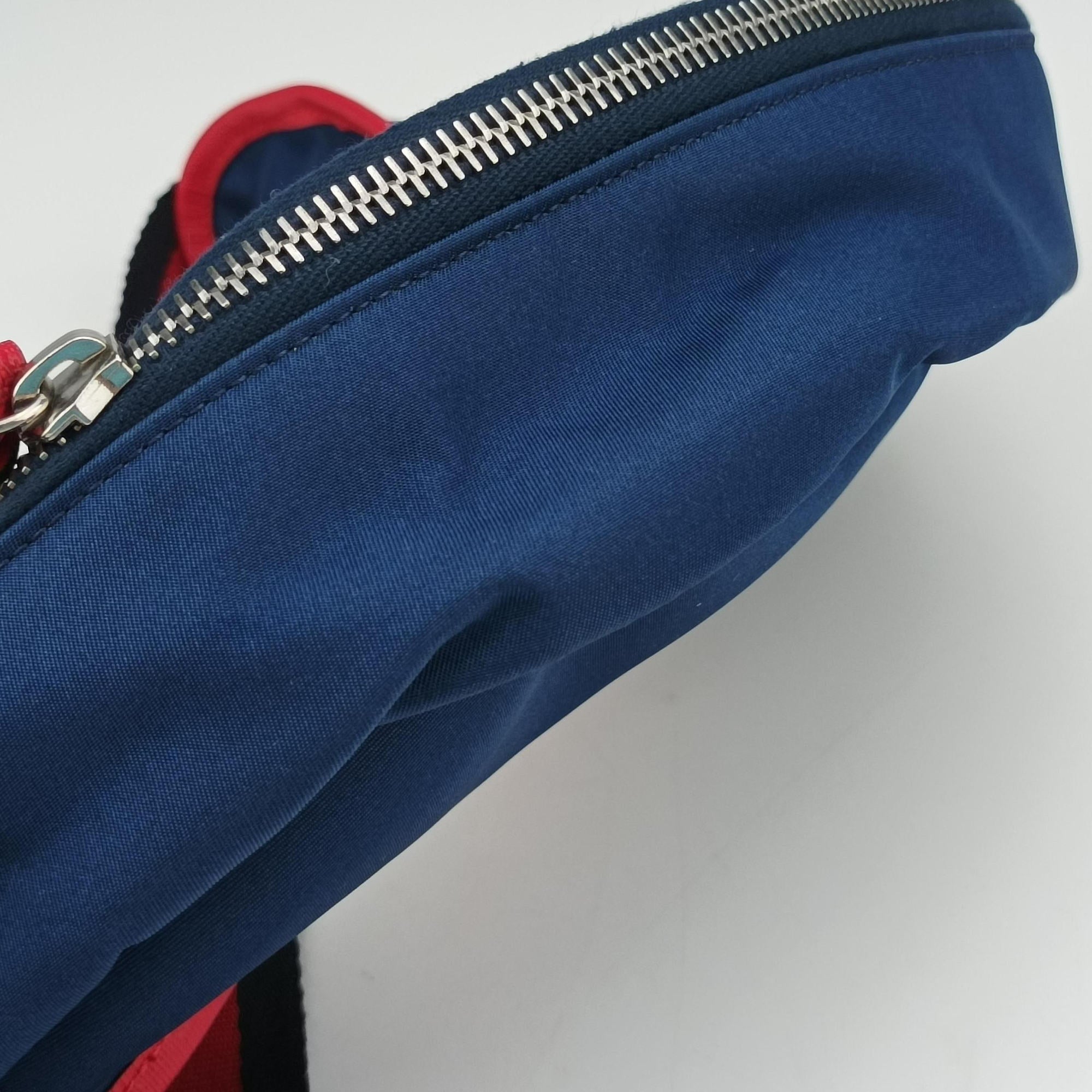 Vintage Gucci kids half moon bag Blue×Red nylon 611686 shoulderbag | stylenewstar
