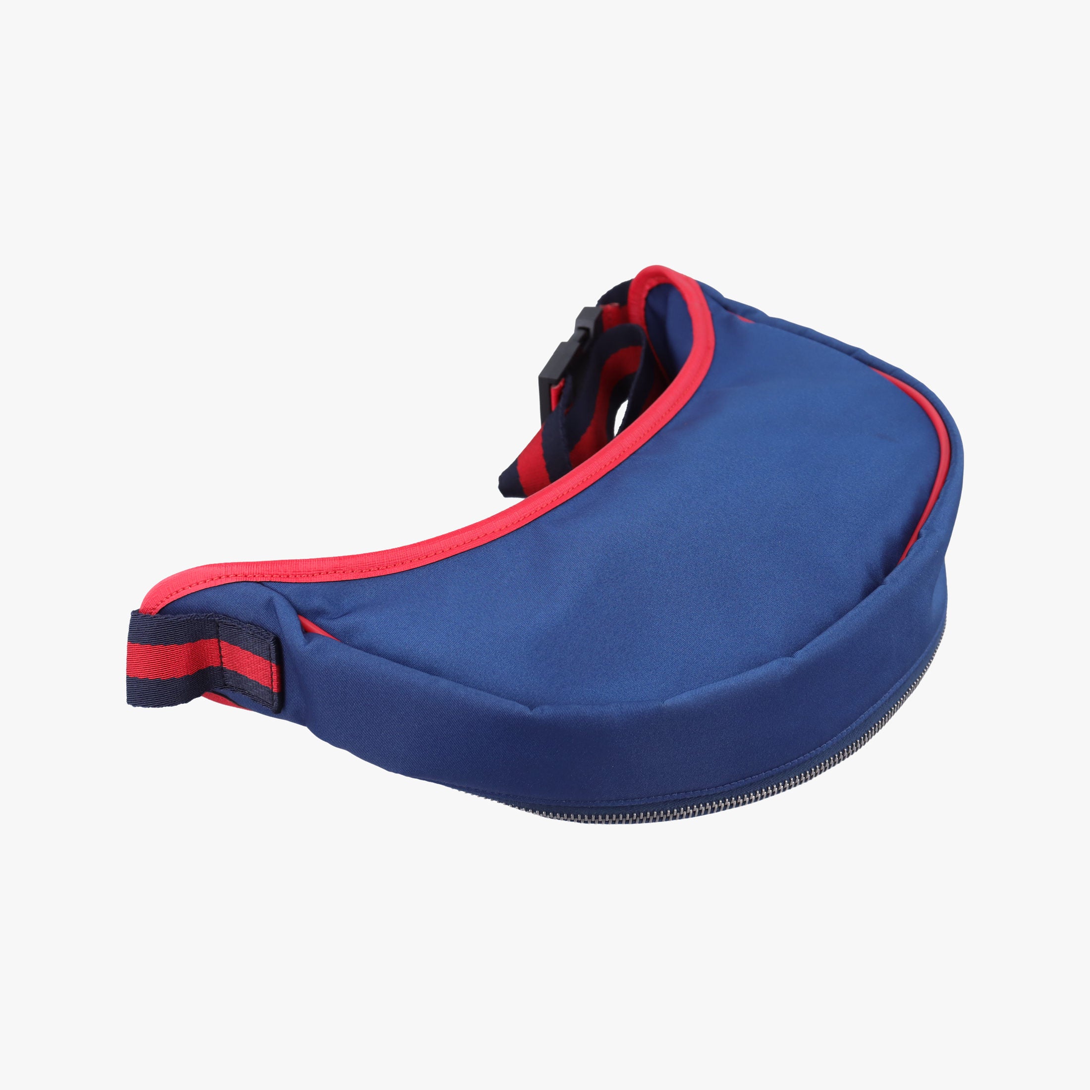 Vintage Gucci kids half moon bag Blue×Red nylon 611686 shoulderbag | stylenewstar