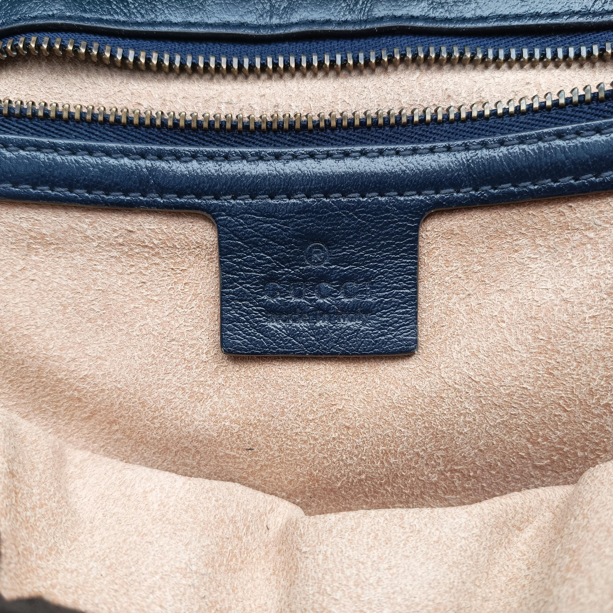 Pre-owned Gucci GG Marmont White×navy Leather 443497 shoulderbag | stylenewstar
