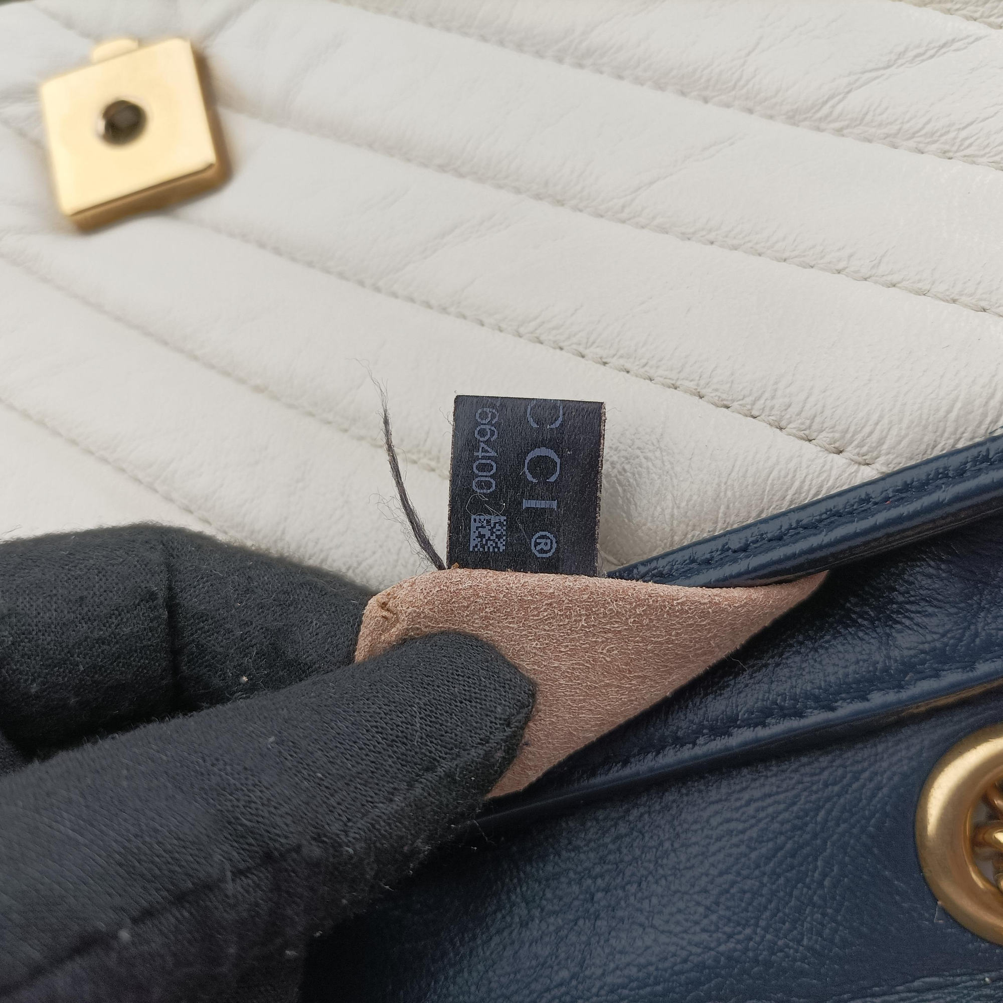 Pre-owned Gucci GG Marmont White×navy Leather 443497 shoulderbag | stylenewstar