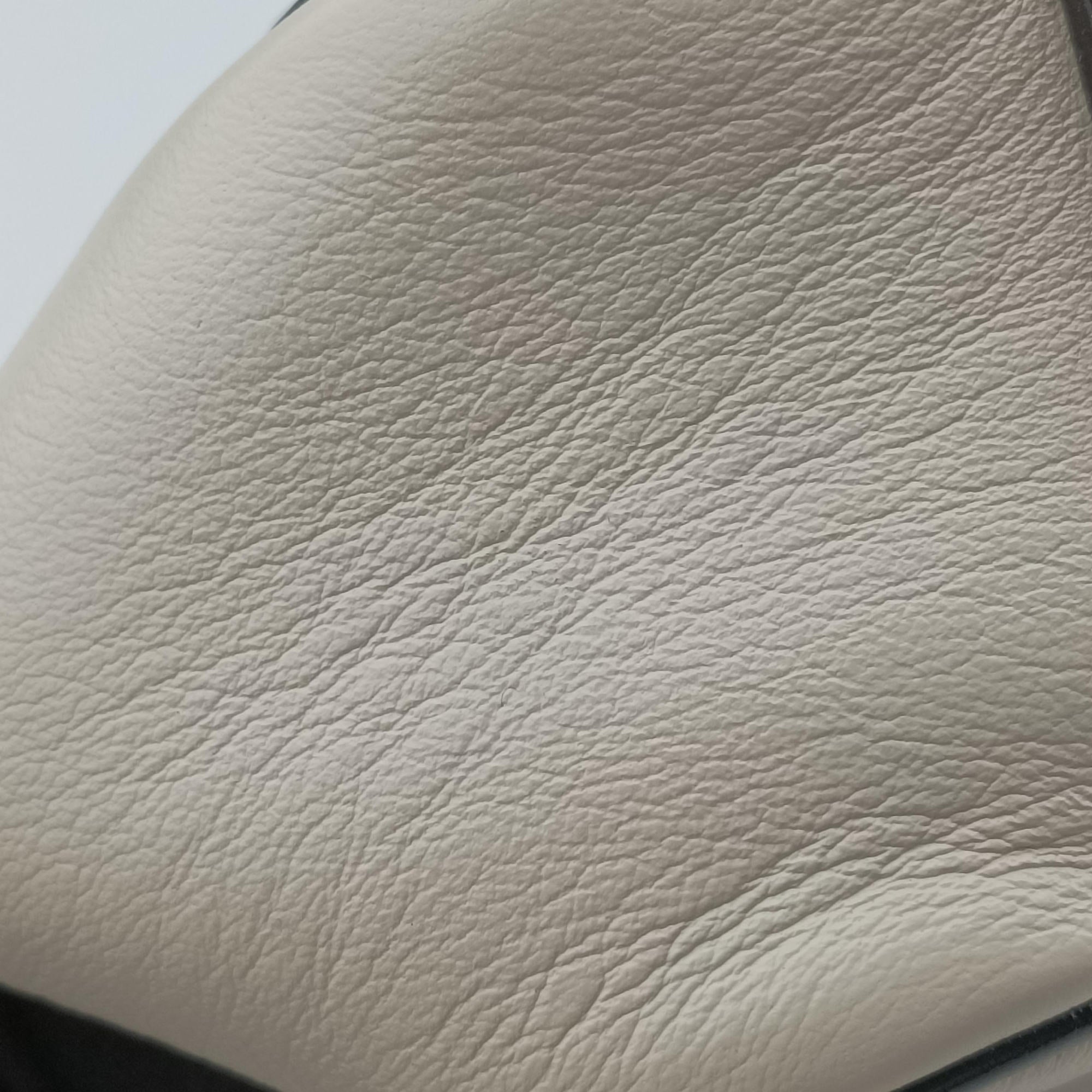 Pre-owned Gucci GG Marmont White×navy Leather 443497 shoulderbag | stylenewstar