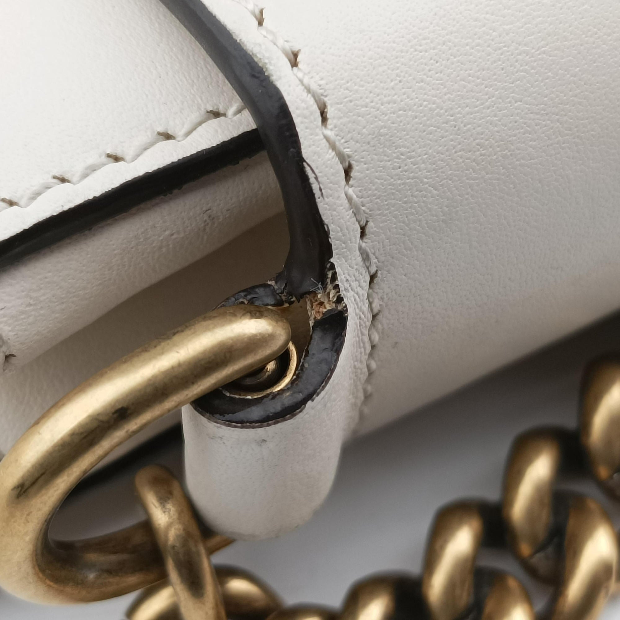 Pre-owned Gucci Broadway Pearl Bee White Leather 453778 shoulderbag | stylenewstar