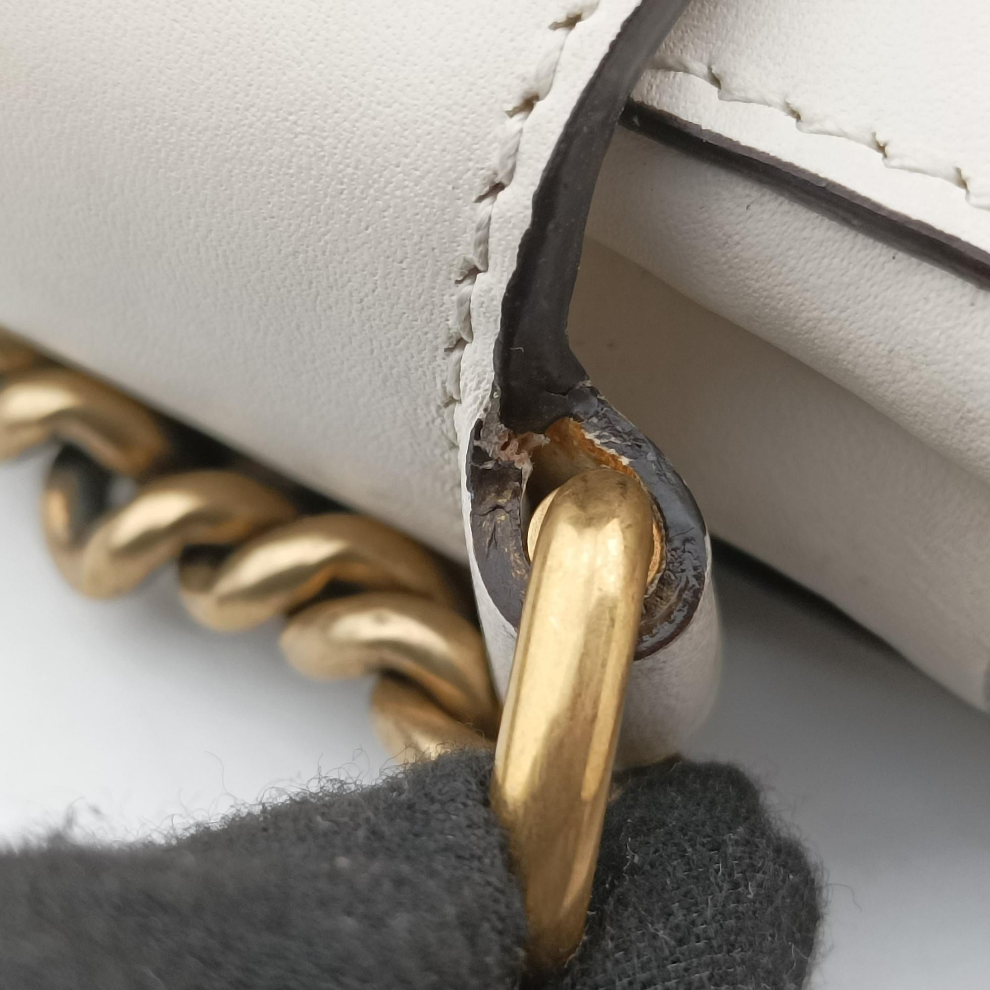 Pre-owned Gucci Broadway Pearl Bee White Leather 453778 shoulderbag | stylenewstar