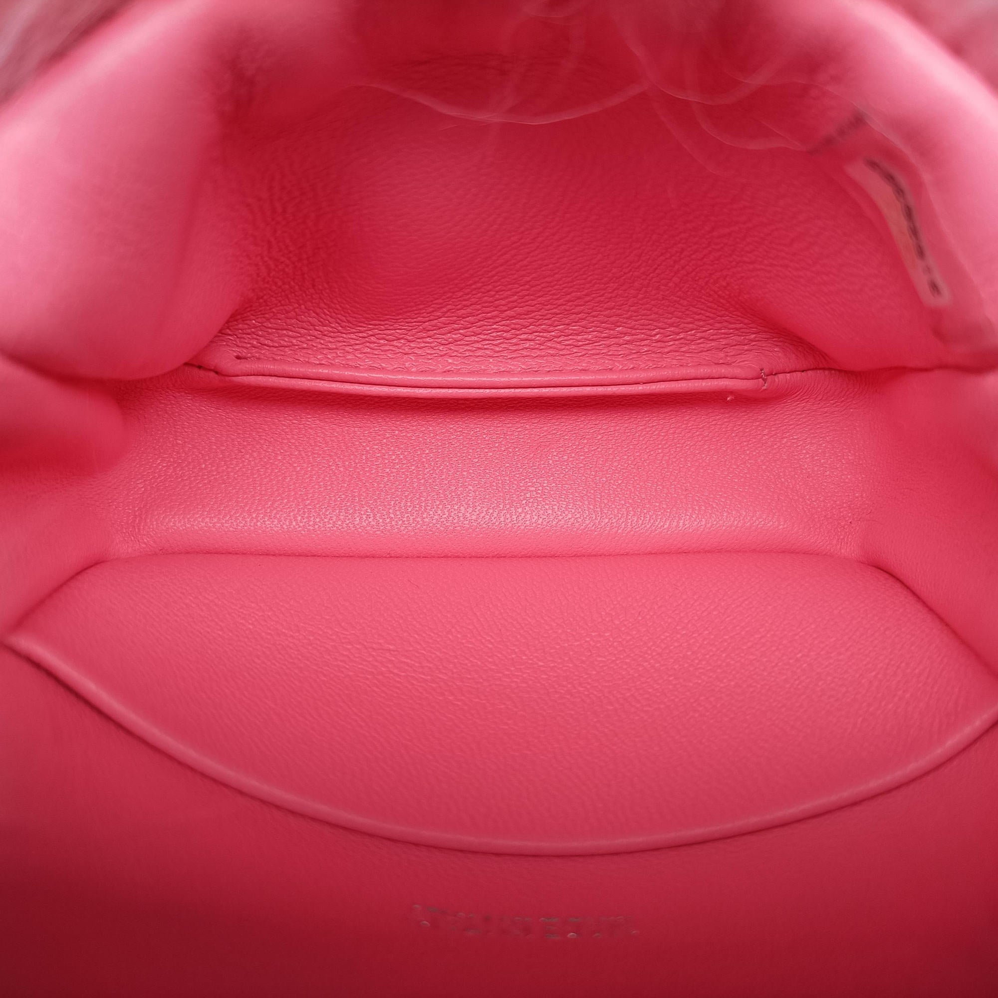 Vintage Chanel Shearling CC Hook Card Holder Pink wool AP2397 handbag | stylenewstar