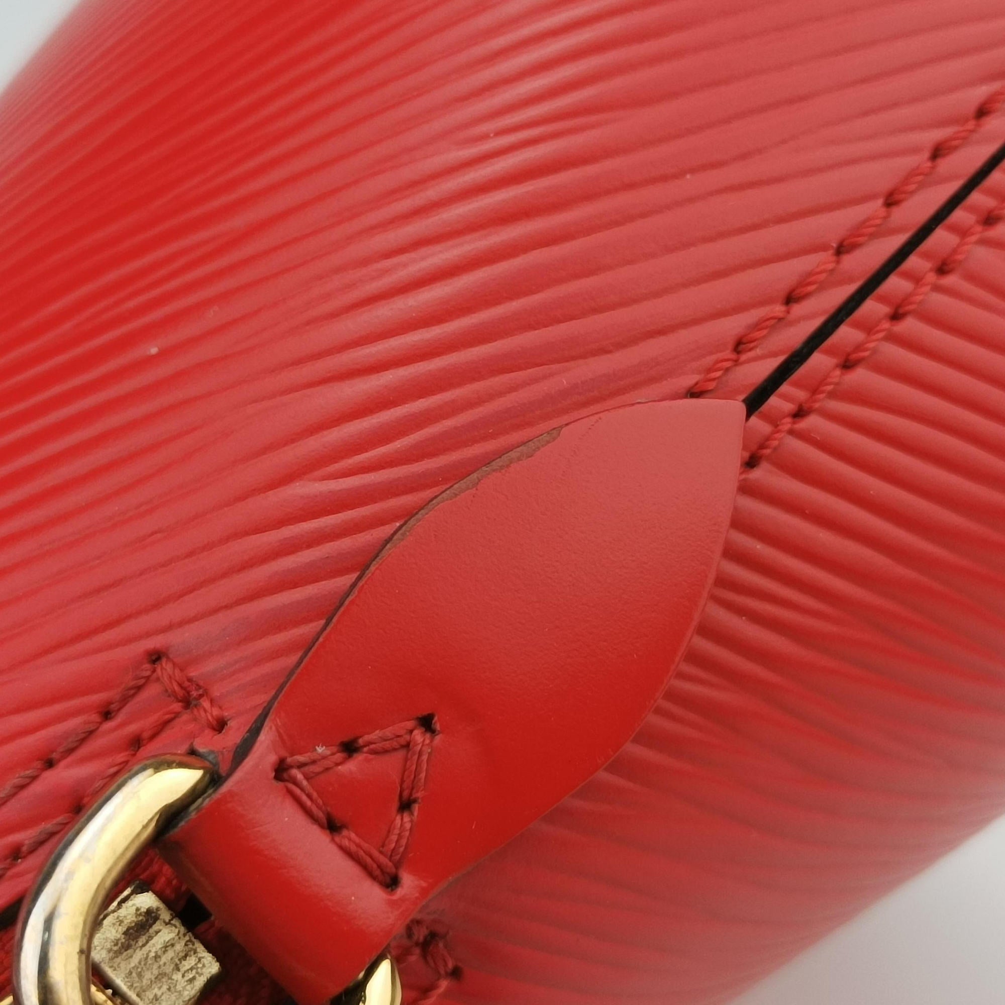 Pre-owned Louis Vuitton Alma MINI chain COQUELICOT epi M51404 shoulderbag | stylenewstar
