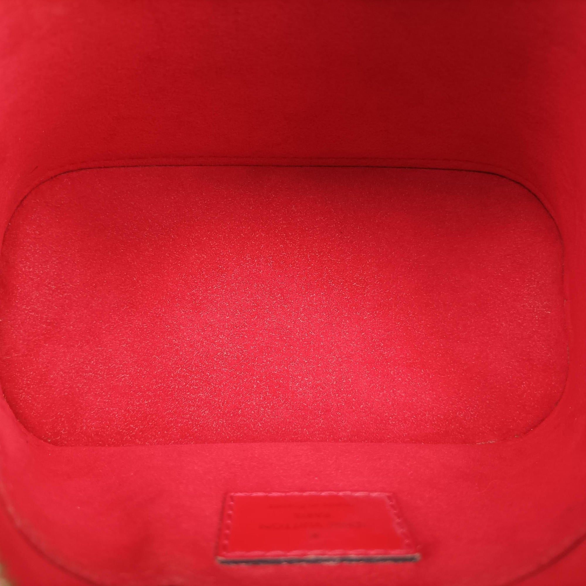 Pre-owned Louis Vuitton Alma MINI chain COQUELICOT epi M51404 shoulderbag | stylenewstar