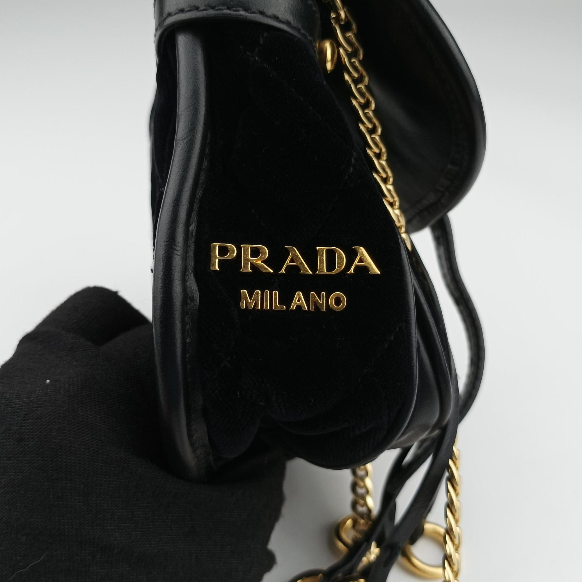 Secondhand Prada Fringe Charms Black Leather×velour IBL002 shoulderbag | stylenewstar