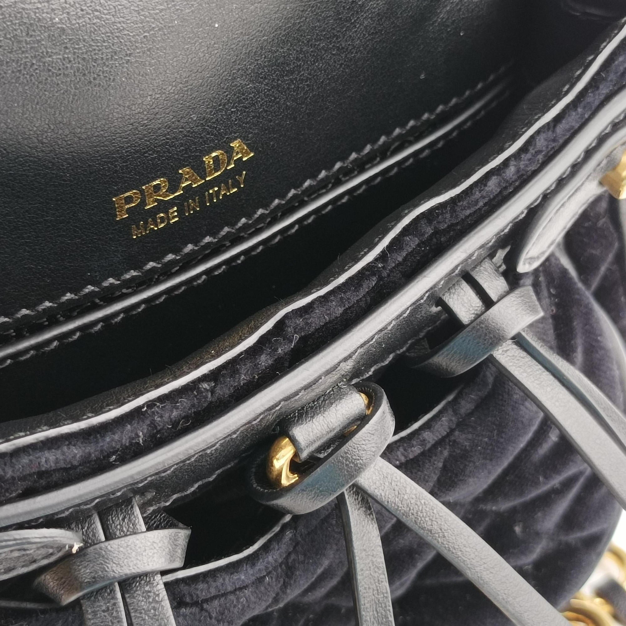 Secondhand Prada Fringe Charms Black Leather×velour IBL002 shoulderbag | stylenewstar