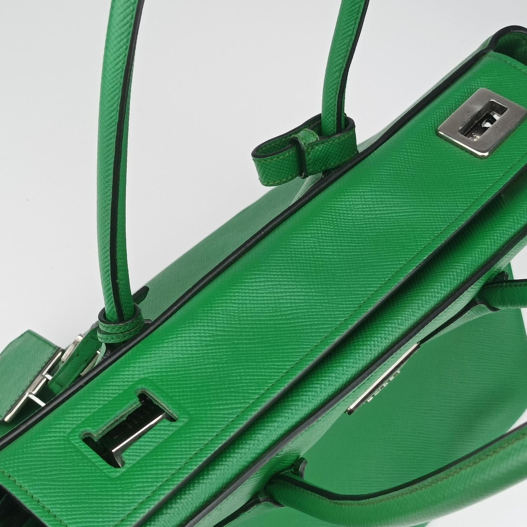 Pre-owned Prada Double Cuir Green SAFFIANO Leather B2756T handbag | stylenewstar