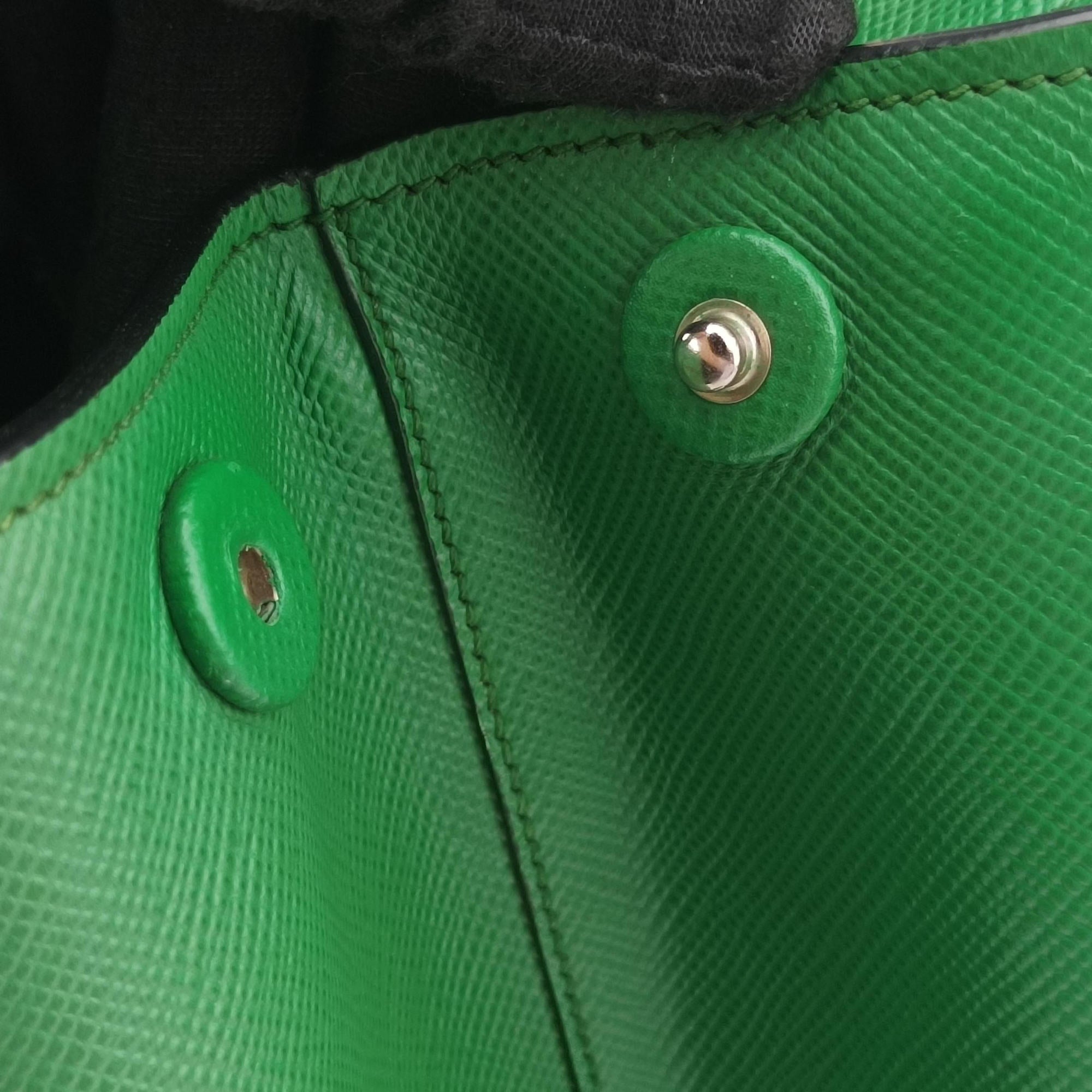 Pre-owned Prada Double Cuir Green SAFFIANO Leather B2756T handbag | stylenewstar