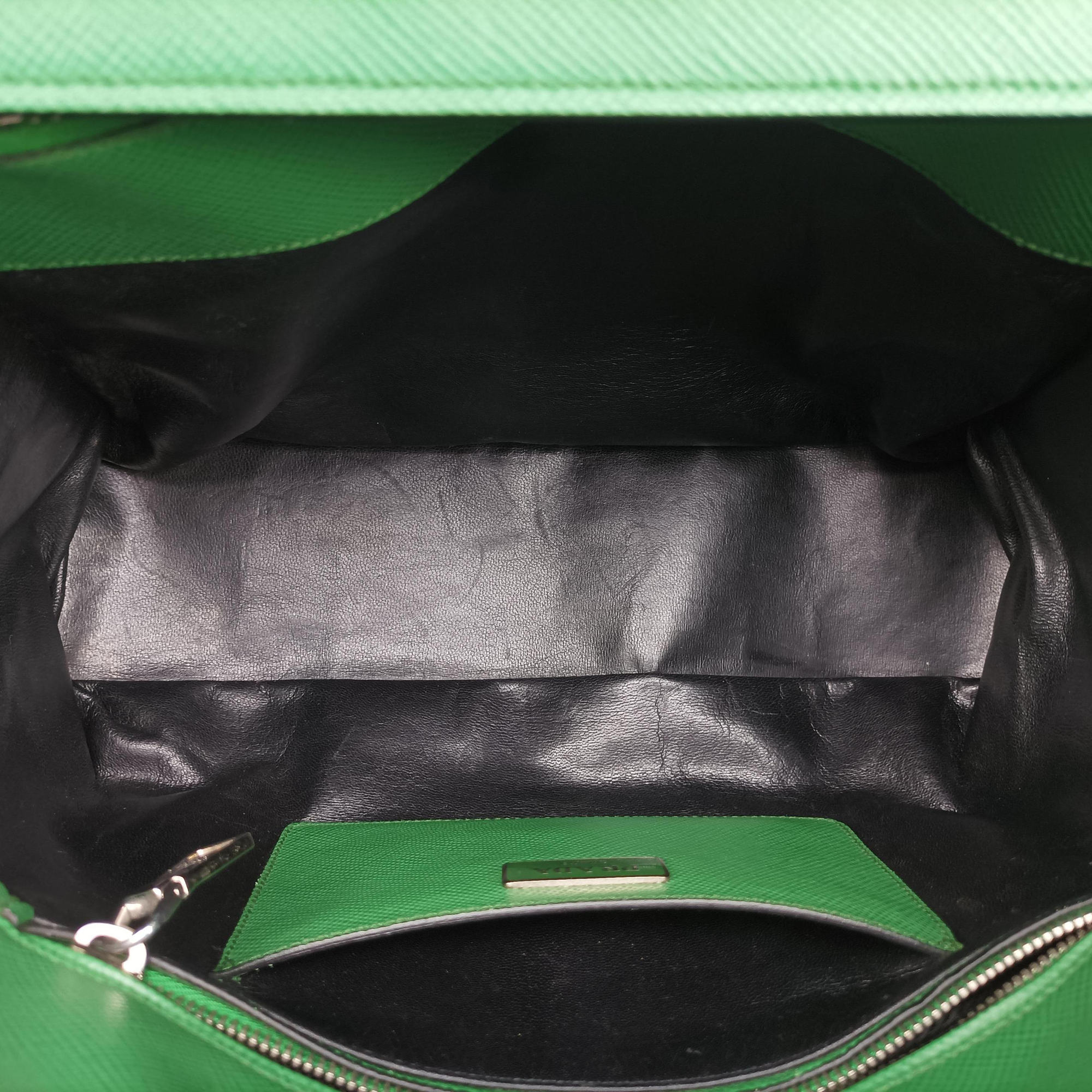Pre-owned Prada Double Cuir Green SAFFIANO Leather B2756T handbag | stylenewstar