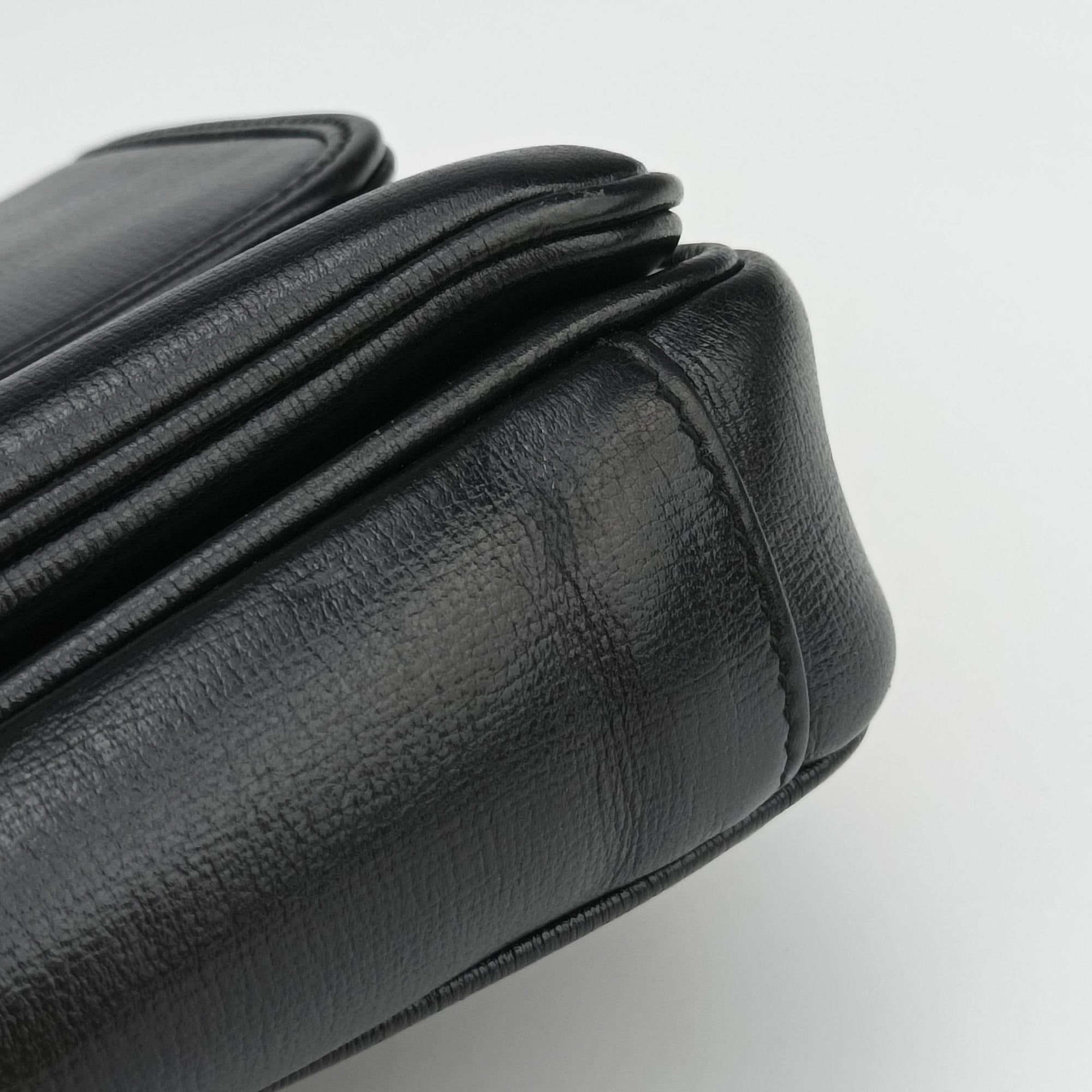 Pre-owned Gucci Marina Black Leather 576421 shoulderbag | stylenewstar