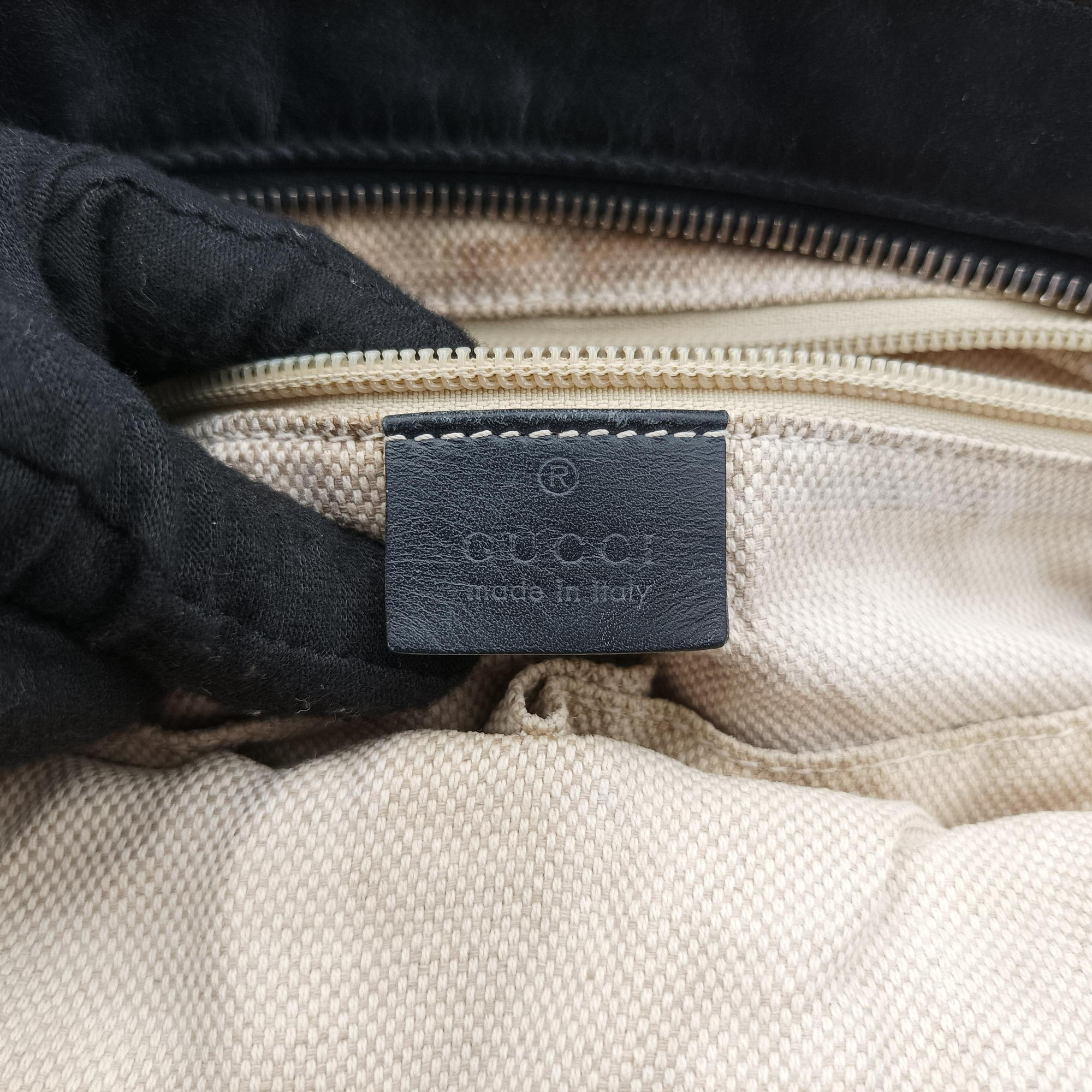 Pre-owned Gucci GG Canvas Black Leather×Canvas 308930 shoulderbag | stylenewstar