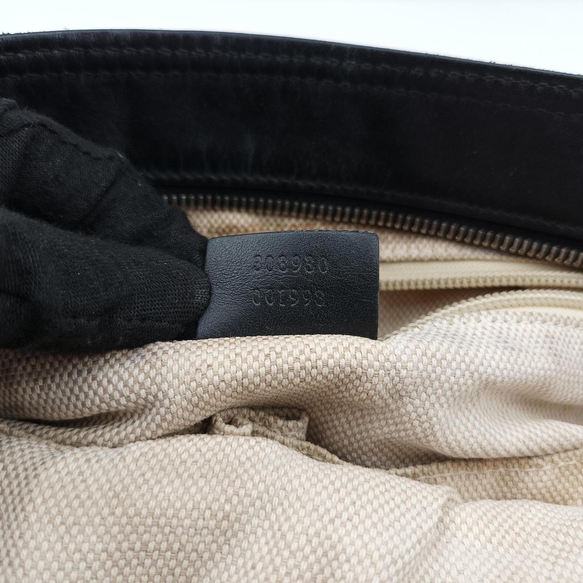 Pre-owned Gucci GG Canvas Black Leather×Canvas 308930 shoulderbag | stylenewstar