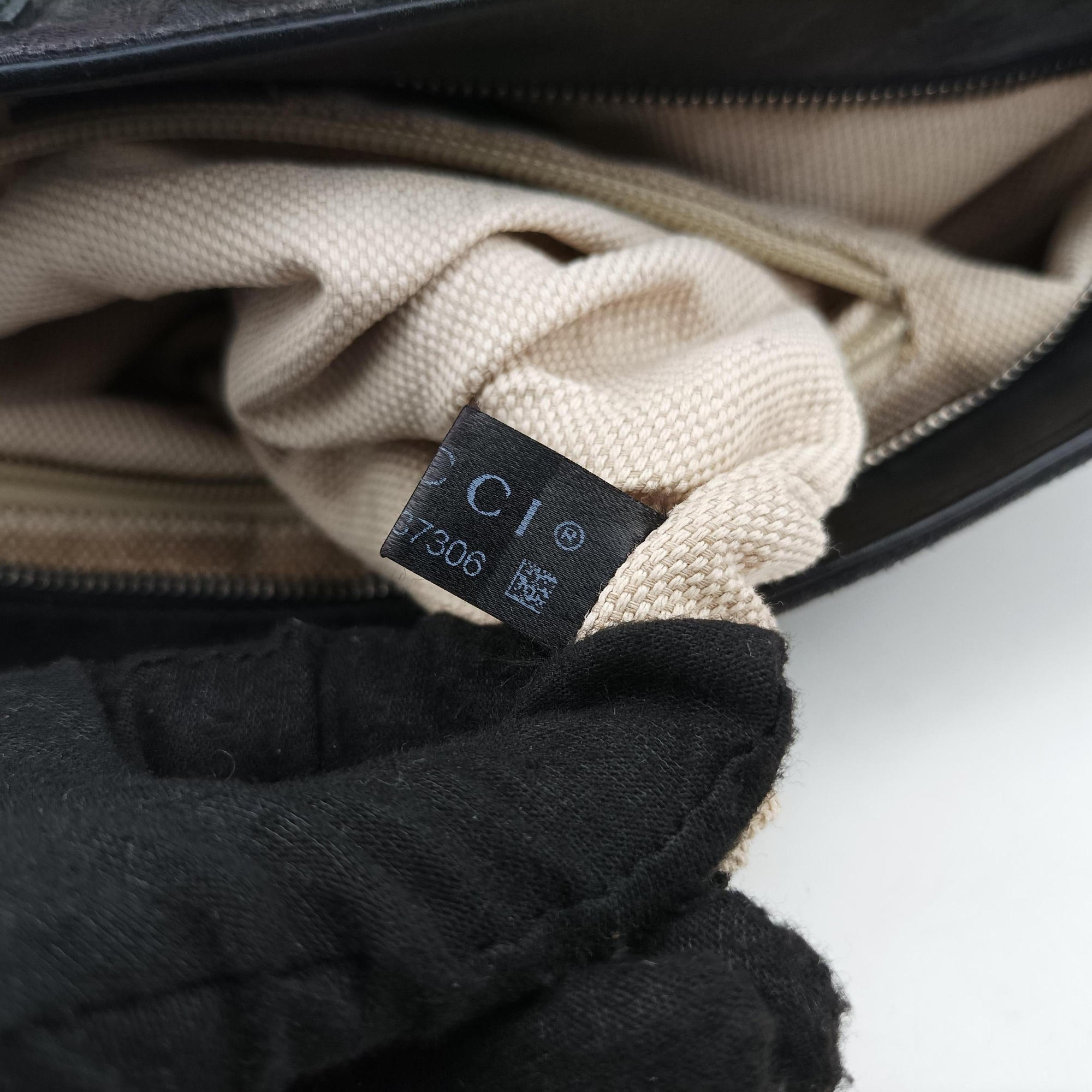 Pre-owned Gucci GG Canvas Black Leather×Canvas 308930 shoulderbag | stylenewstar