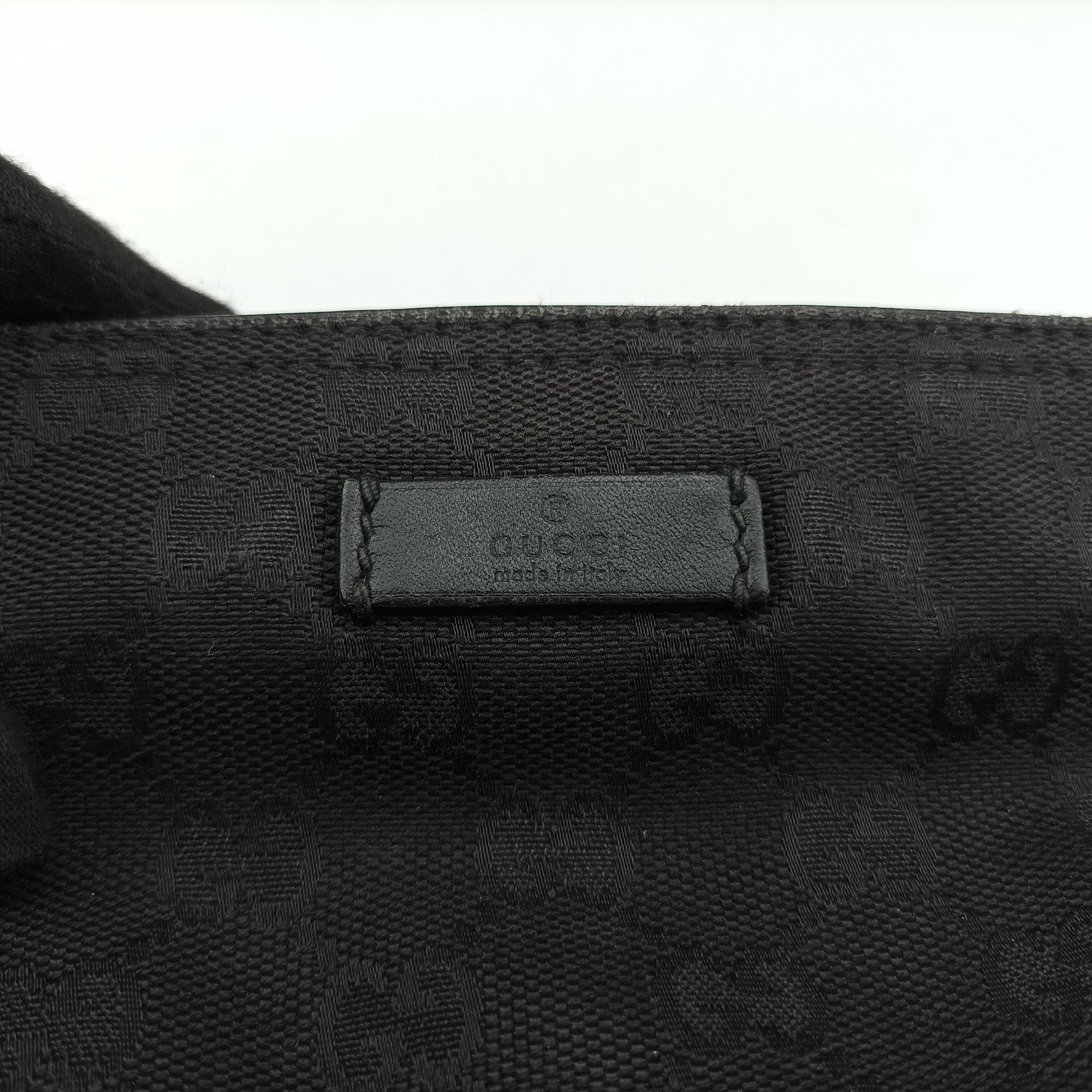 Pre-owned Gucci GG Canvas Black Leather×Canvas 308930 shoulderbag | stylenewstar