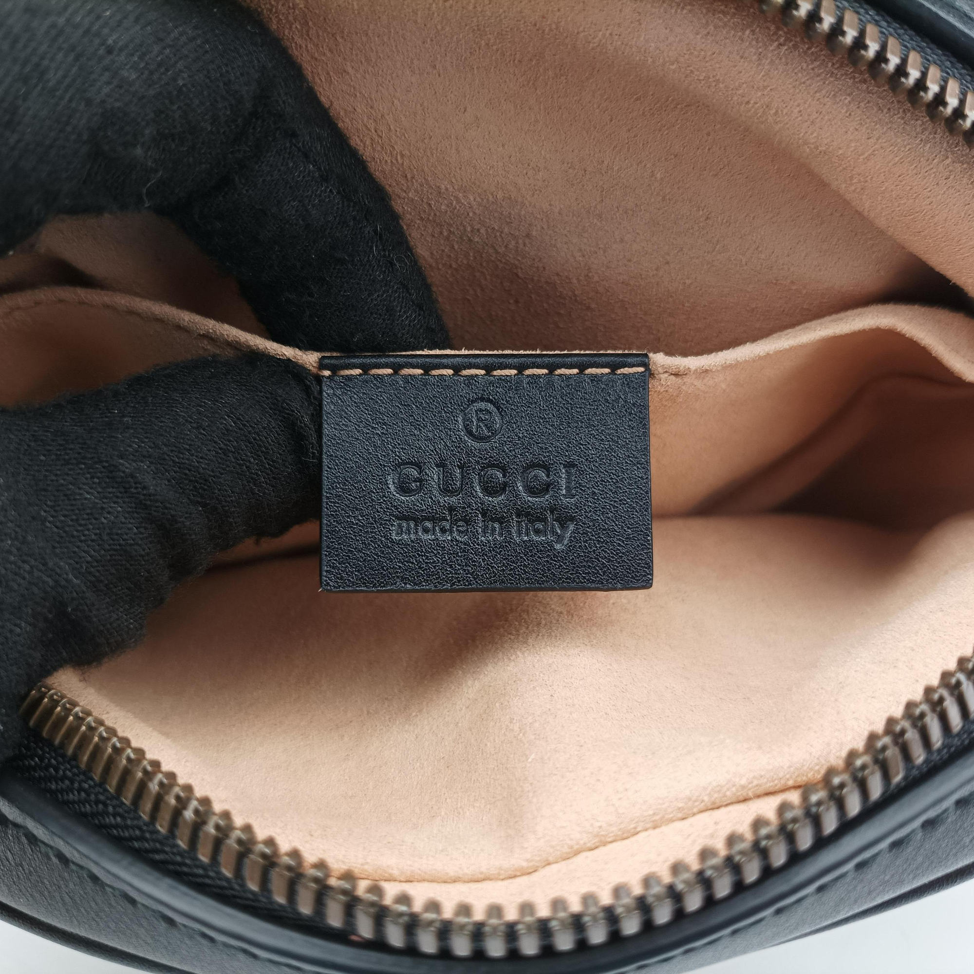 Pre-owned Gucci GG Marmont Black Leather 476434 clutchbag | stylenewstar