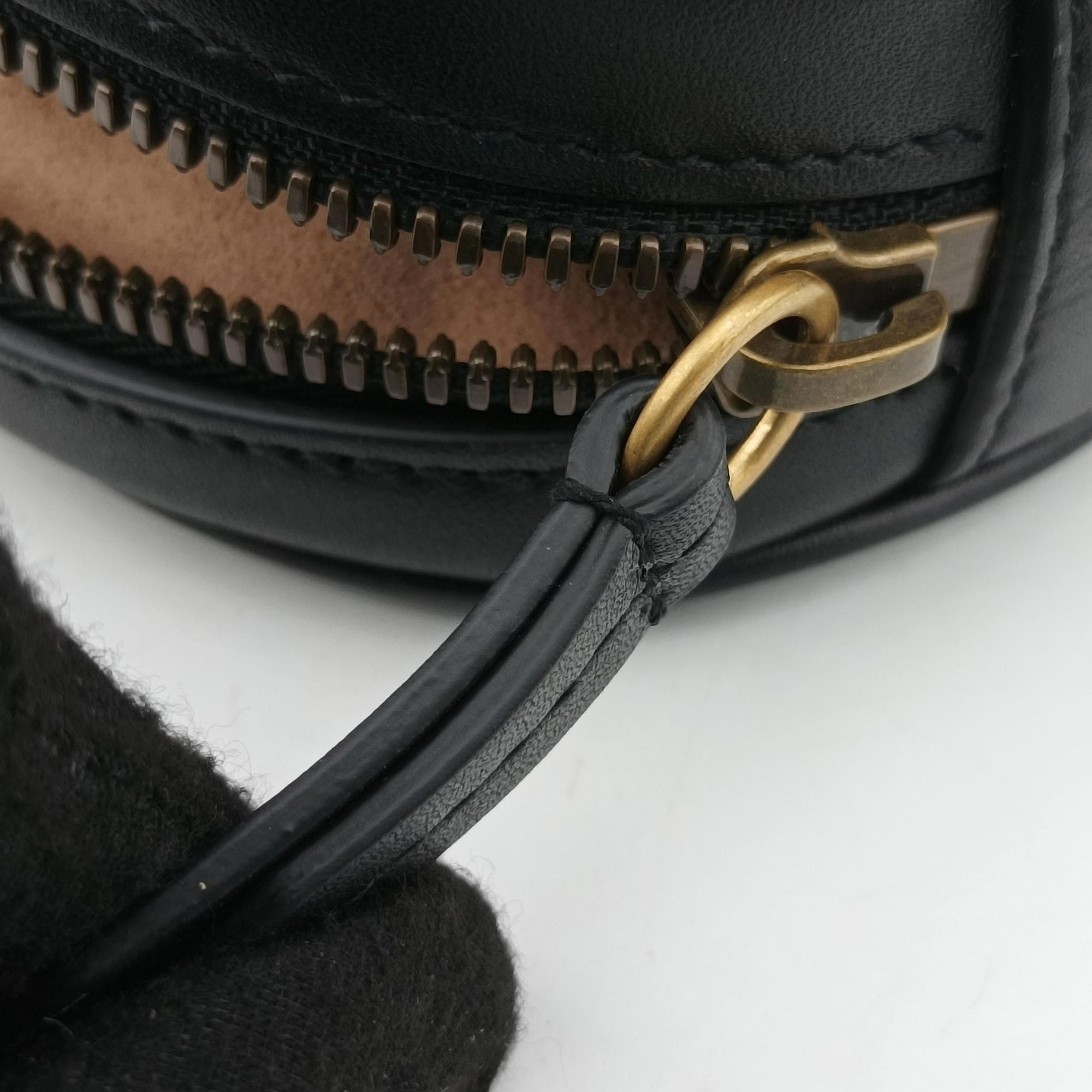 Pre-owned Gucci GG Marmont Black Leather 476434 clutchbag | stylenewstar