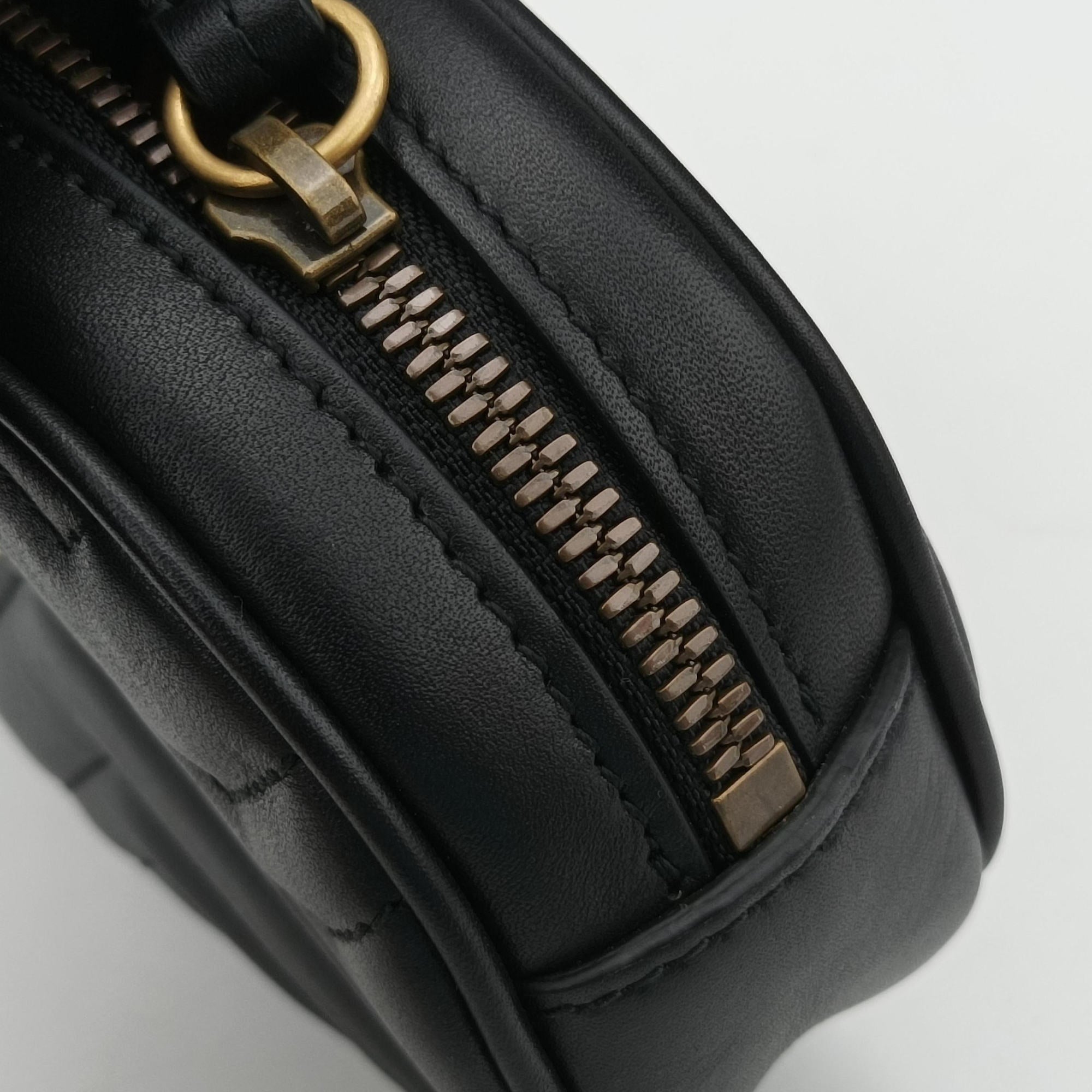 Pre-owned Gucci GG Marmont Black Leather 476434 clutchbag | stylenewstar