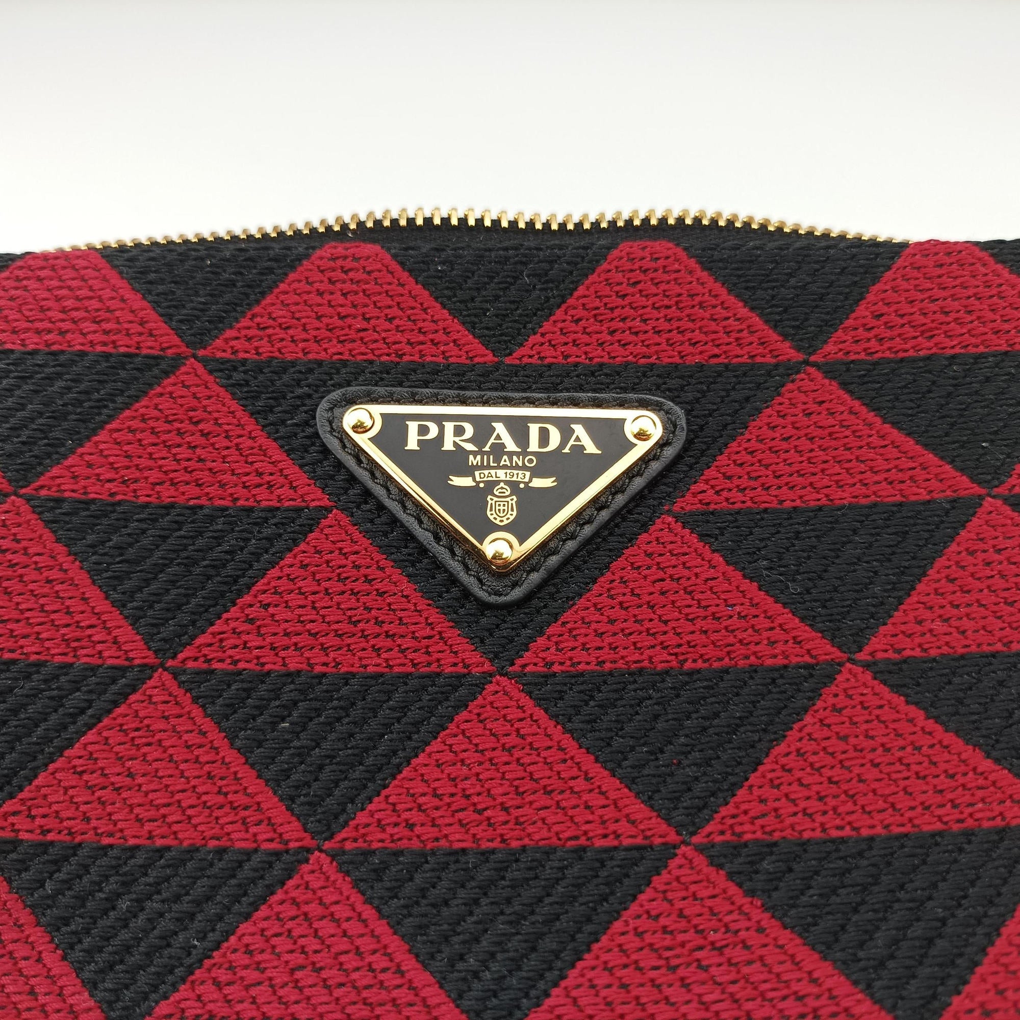 Vintage Prada Triangolo Triangle Black×Red Jacquard × leather 1BC176 shoulderbag | stylenewstar