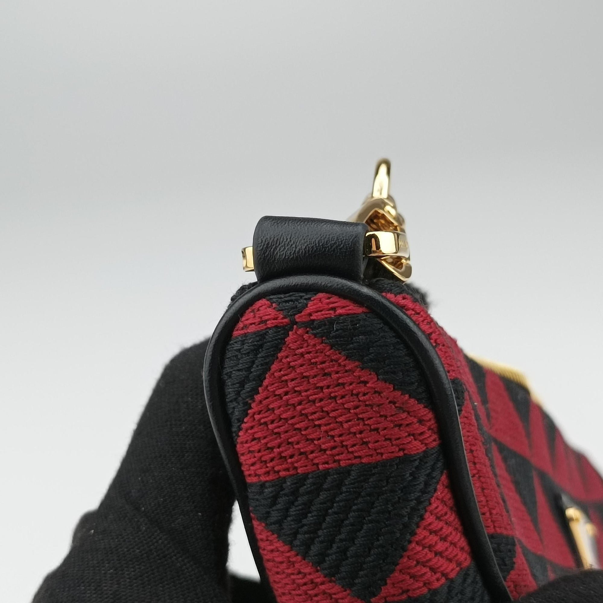 Vintage Prada Triangolo Triangle Black×Red Jacquard × leather 1BC176 shoulderbag | stylenewstar