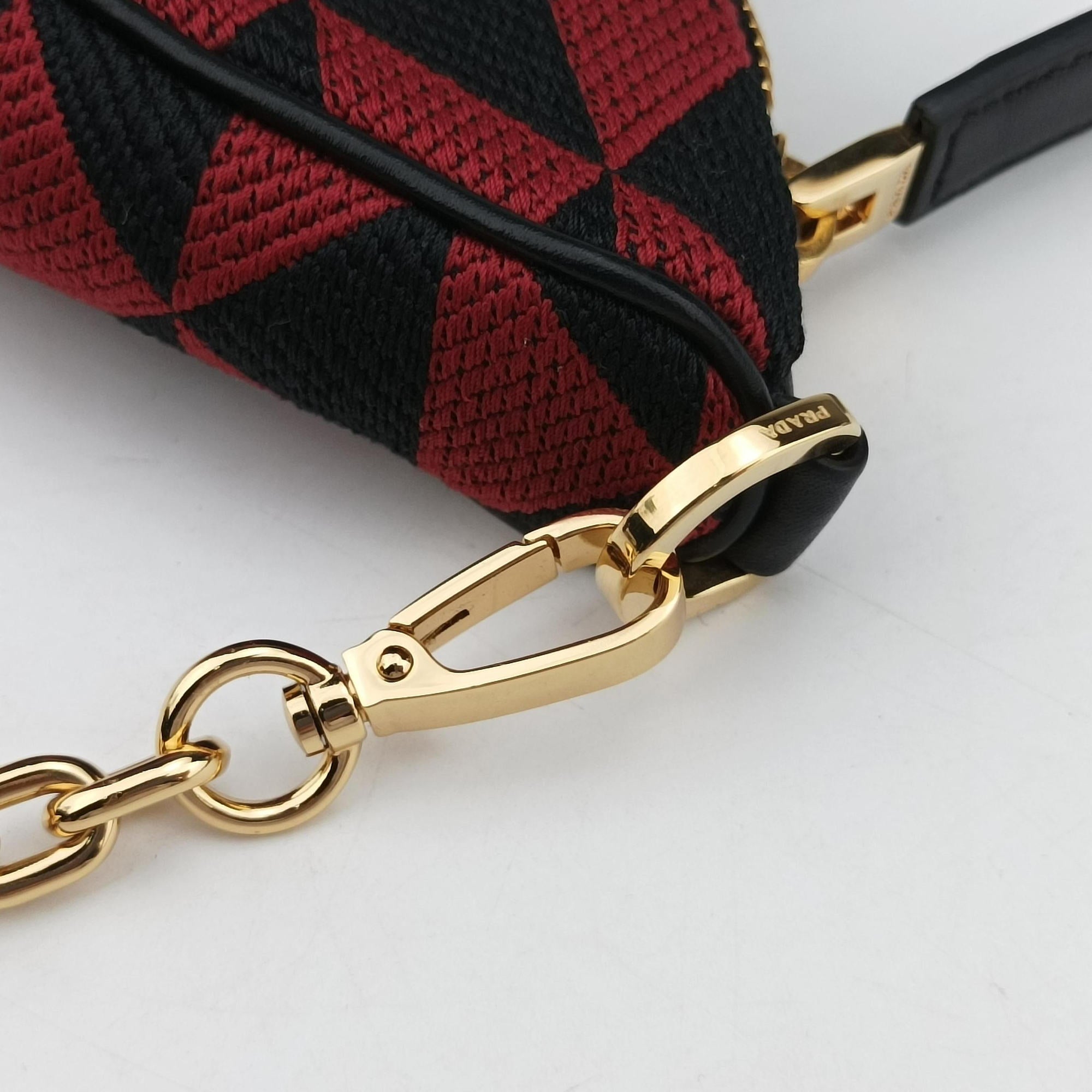 Vintage Prada Triangolo Triangle Black×Red Jacquard × leather 1BC176 shoulderbag | stylenewstar