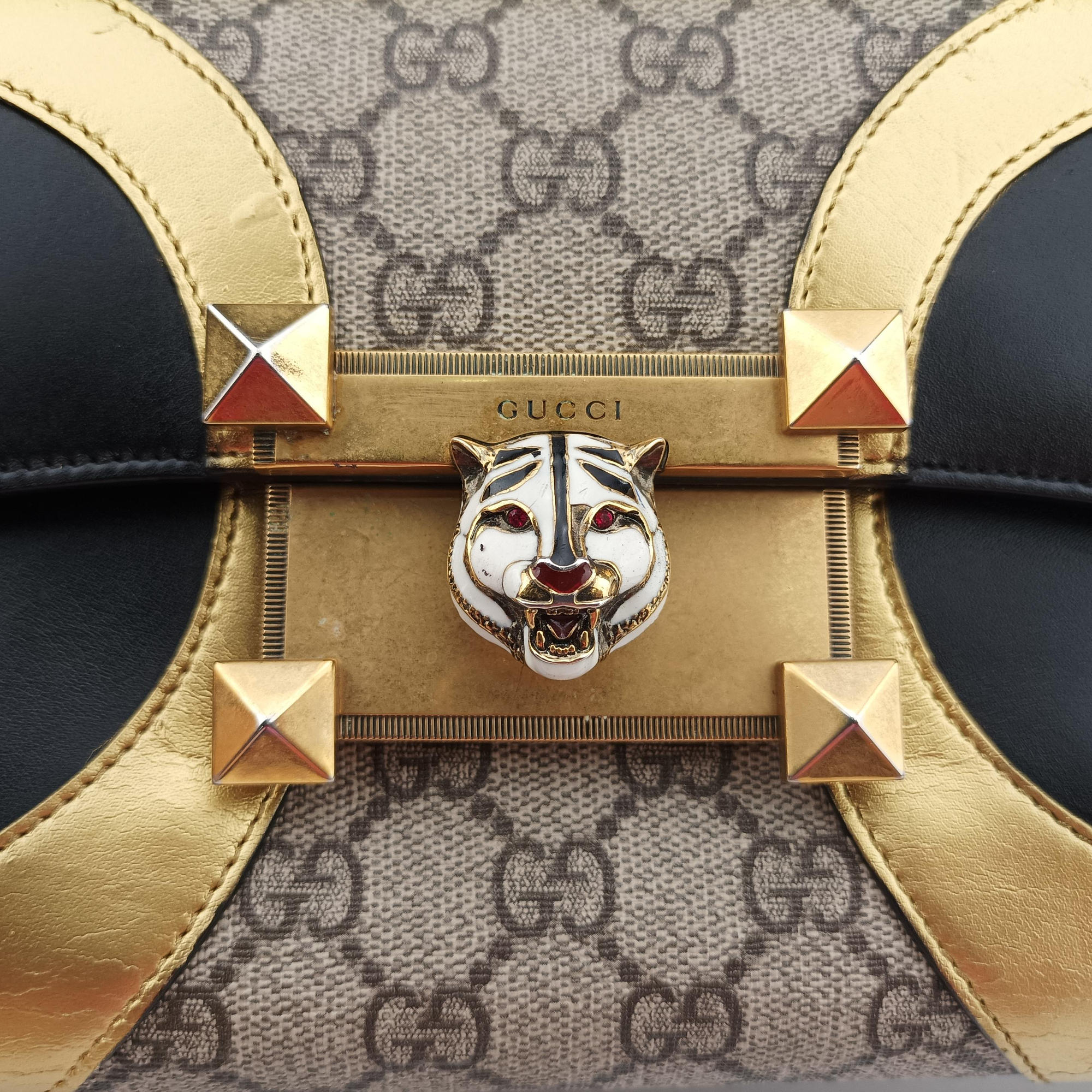 Pre-owned Gucci Osiride beige×black×Multicolour PVC coated canvas×Leather 476435 shoulderbag | stylenewstar