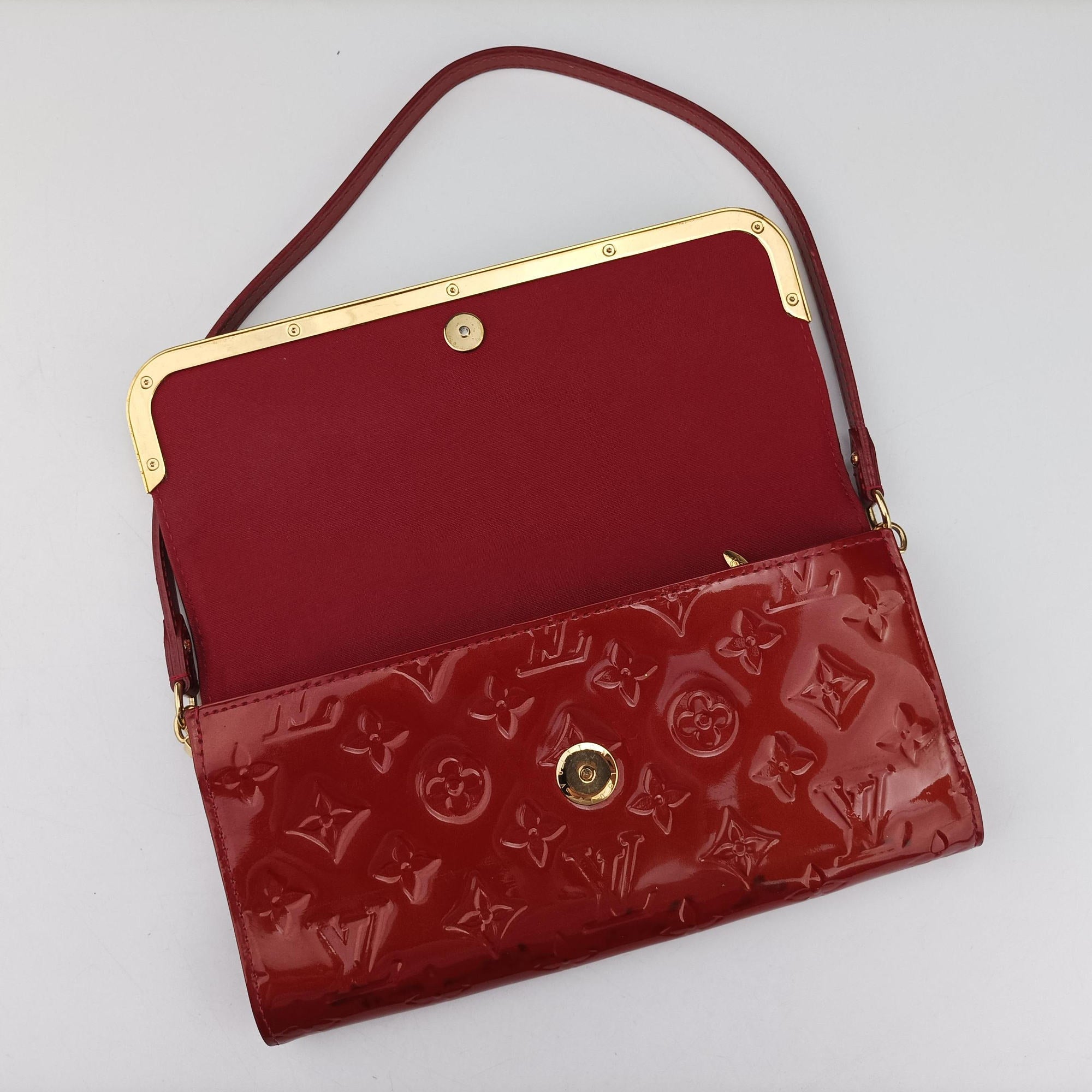 Secondhand Louis Vuitton Rossmore MM Red Vernis M91550 shoulderbag | stylenewstar