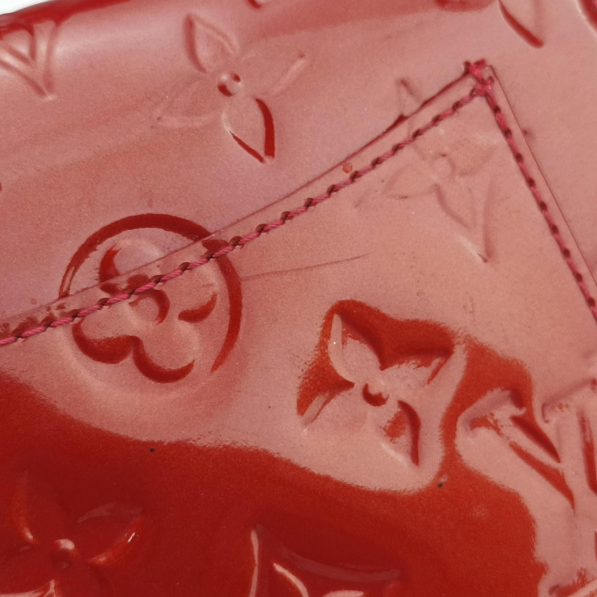 Secondhand Louis Vuitton Rossmore MM Red Vernis M91550 shoulderbag | stylenewstar