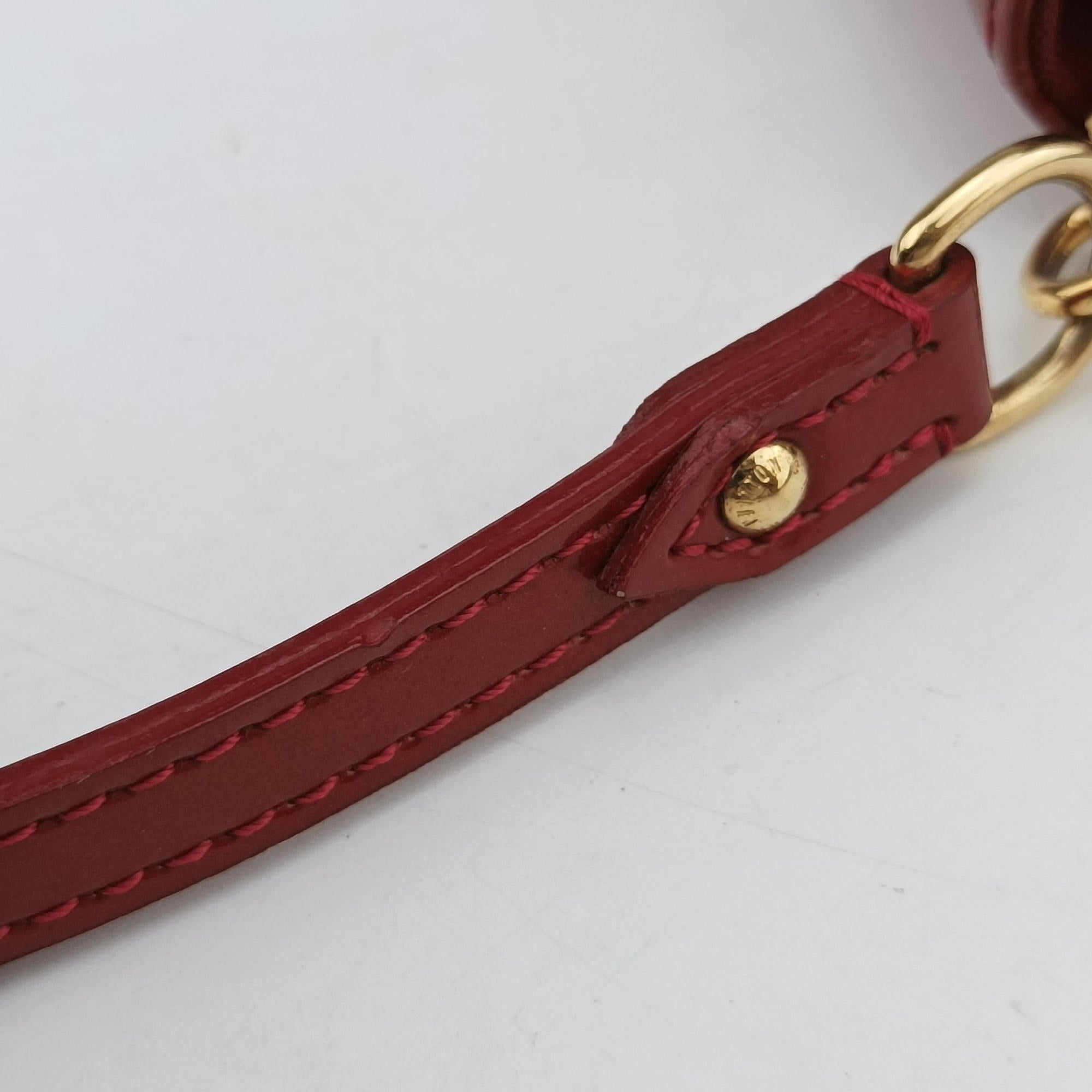 Secondhand Louis Vuitton Rossmore MM Red Vernis M91550 shoulderbag | stylenewstar