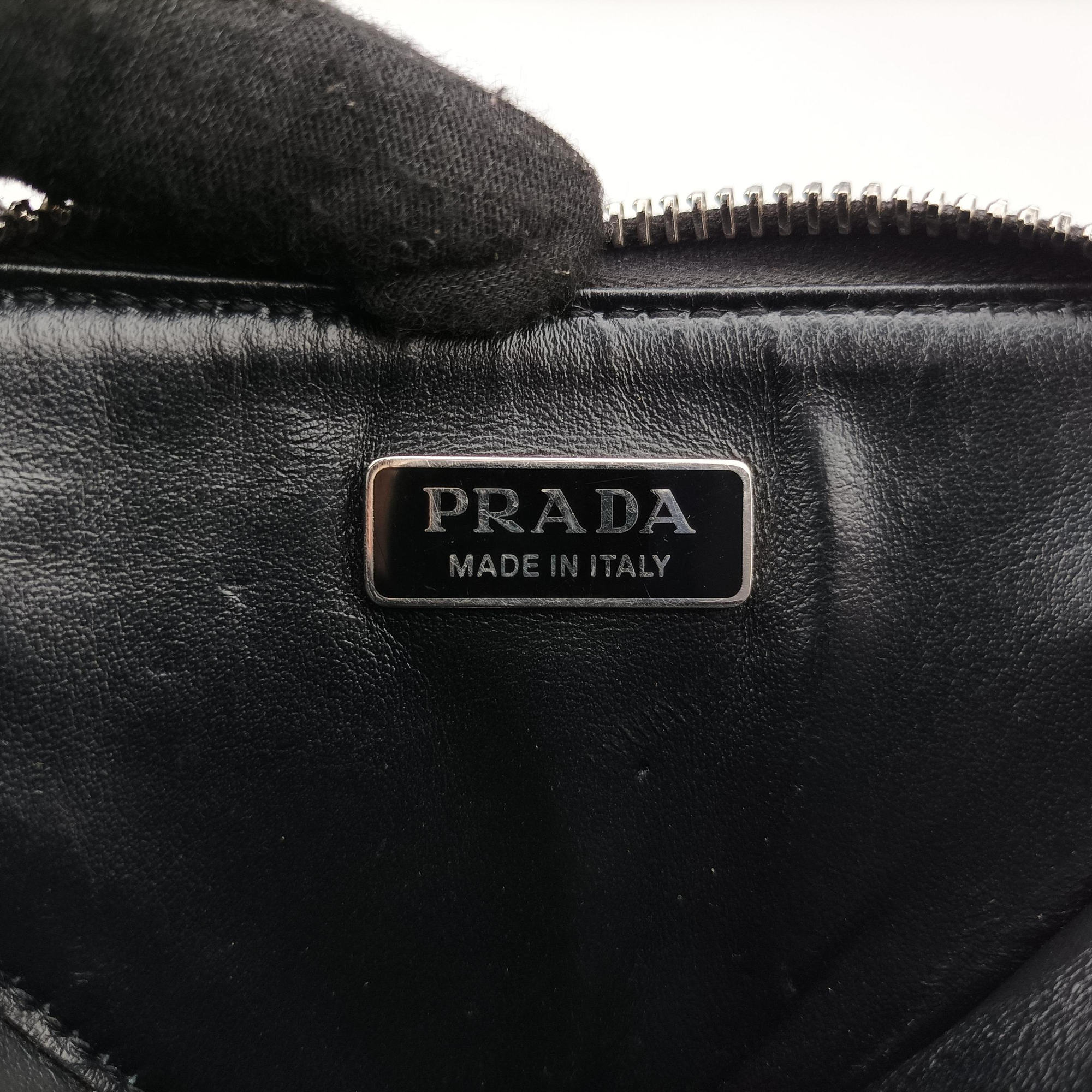 Pre-owned Prada Triangle Chain Pouch Black Leather  shoulderbag | stylenewstar