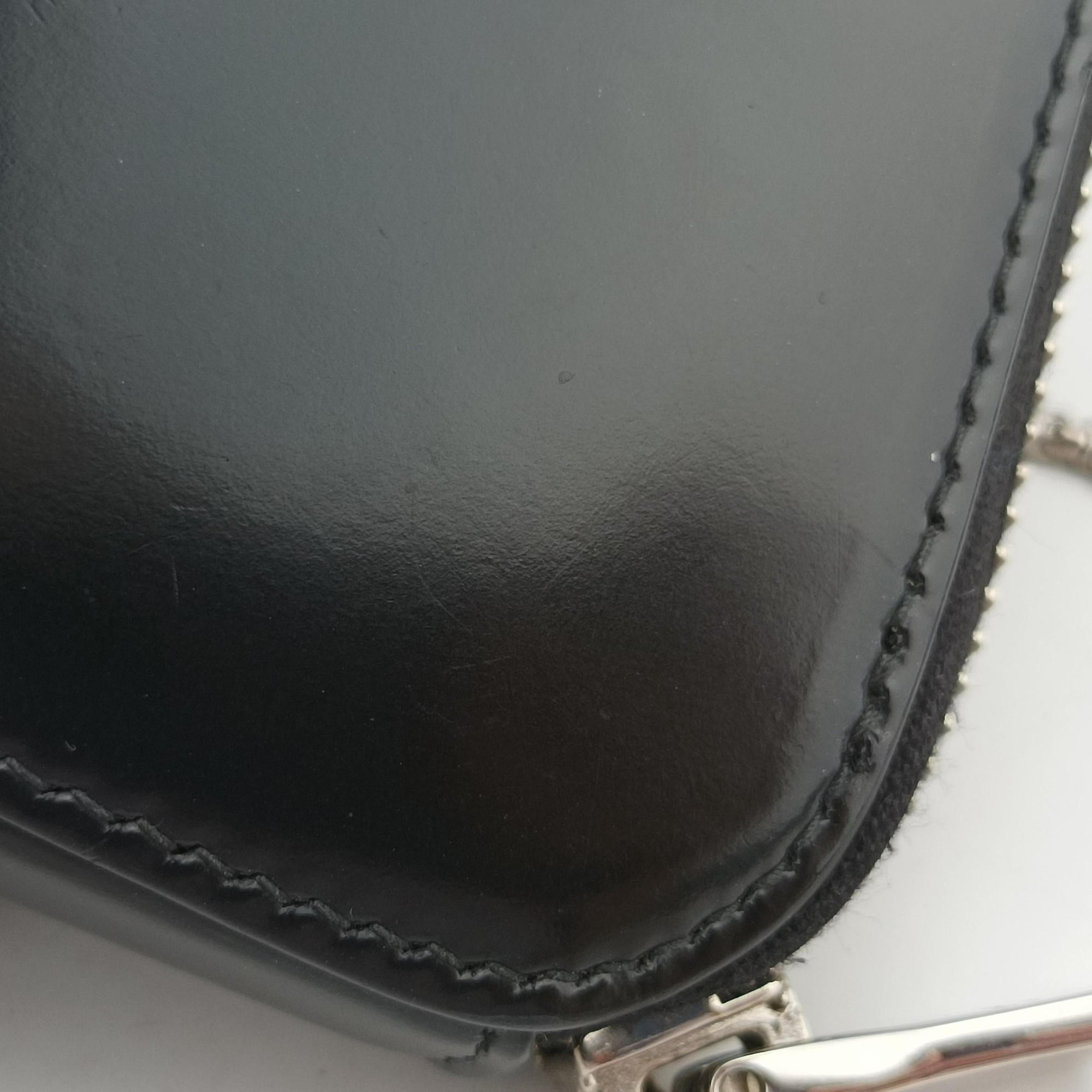 Pre-owned Prada Triangle Chain Pouch Black Leather  shoulderbag | stylenewstar