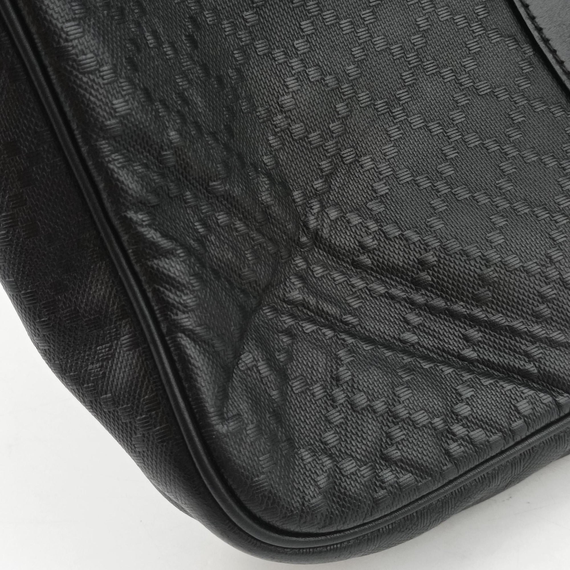 Pre-owned Gucci Diamante Black Leather 208463 handbag | stylenewstar