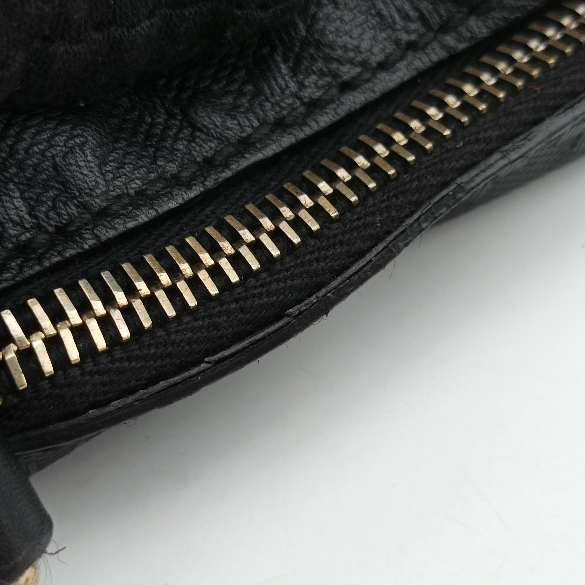 Pre-owned Gucci Diamante Black Leather 208463 handbag | stylenewstar